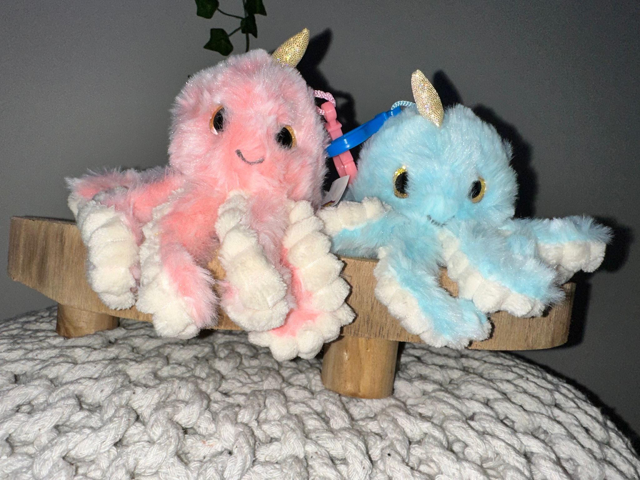 soma Kuscheltier Krake Plüsch Spielzeug Octopus Kuscheltier Krake Lila 15 cm Bagclip (1-St), Super weicher Plüsch Stofftier Kuscheltier für Kinder zum spielen