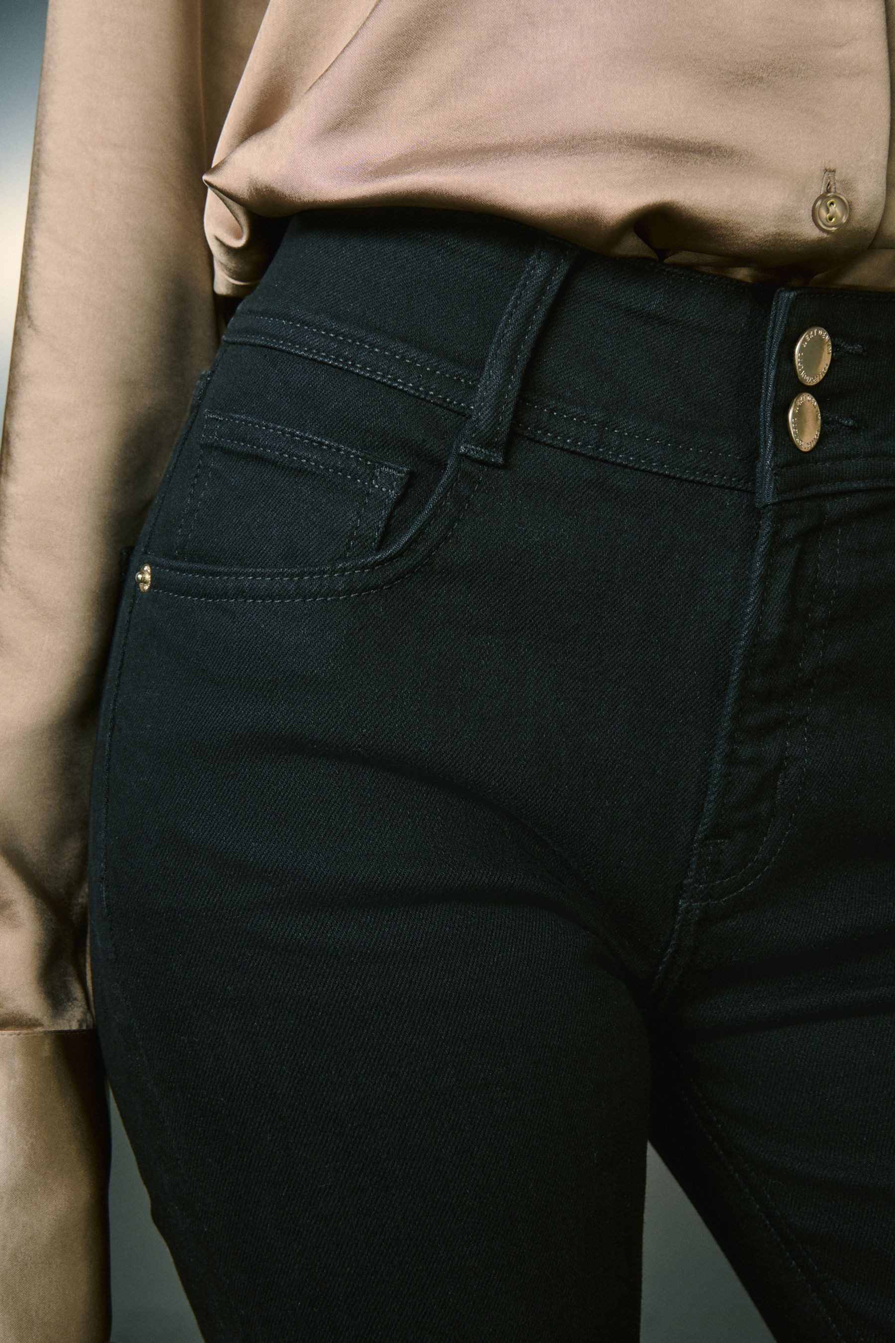 Next Stretch-Jeans Hochbund-Schlagjeans mit Stretch (1-tlg)