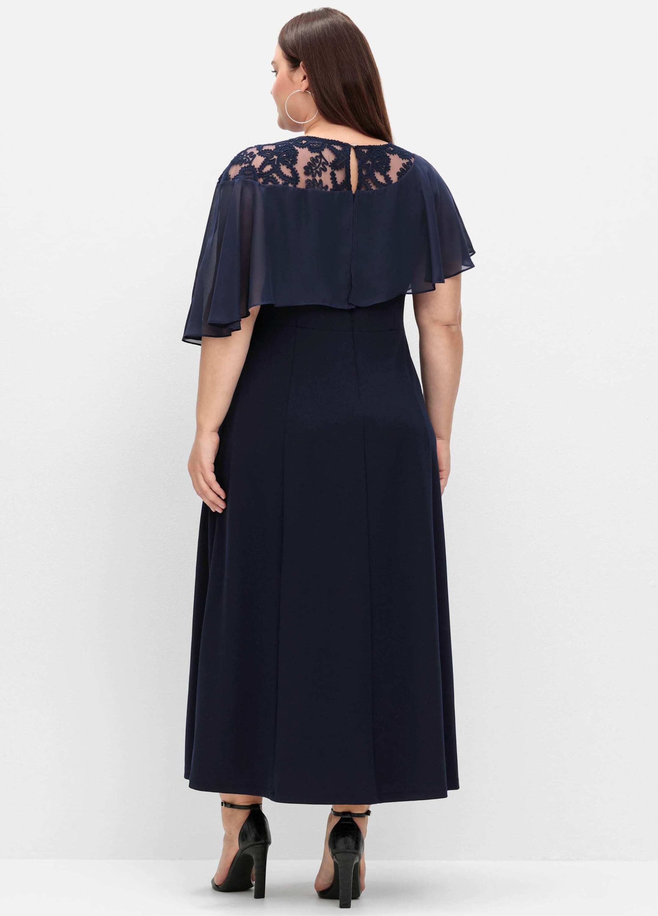 Sheego Etuikleid Abendkleid Ärmellos mit Cape aus Spitze, in Midilänge