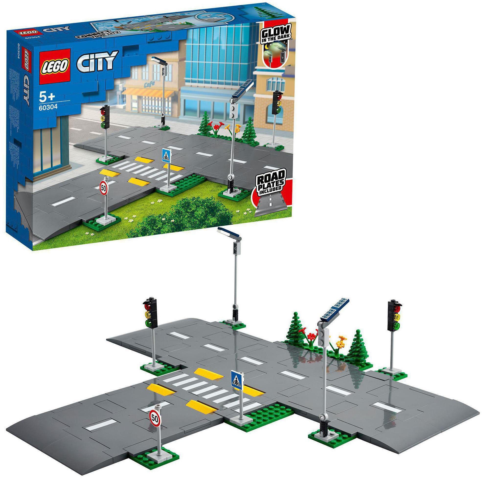 LEGO® Konstruktionsspielsteine Straßenkreuzung mit Ampeln (60304), LEGO® City Town, (112 St), Made in Europe