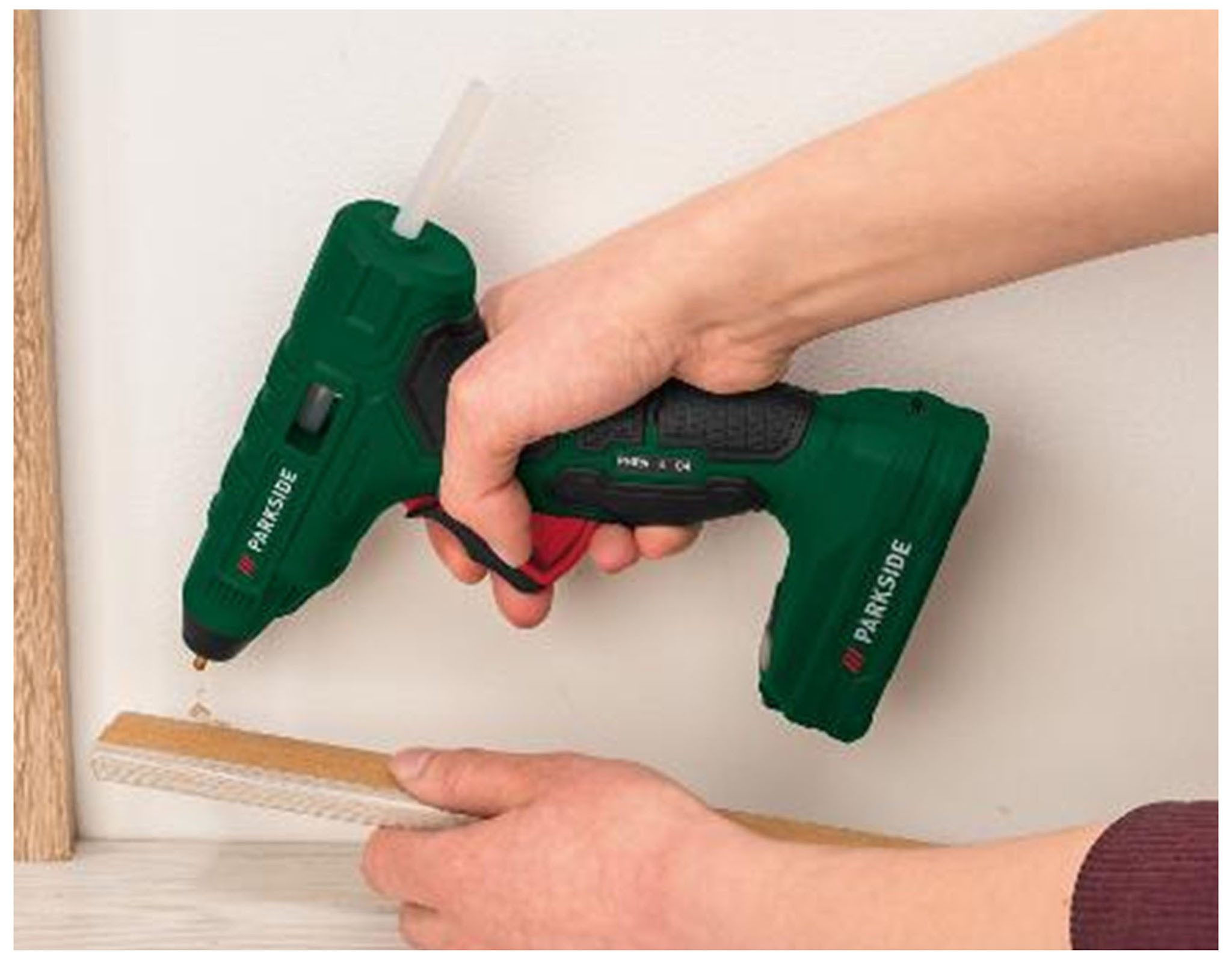 Parkside Heißklebepistole 4V Akku-Heißklebepistole Heißkleber Klebepistole PHPA 4 C4