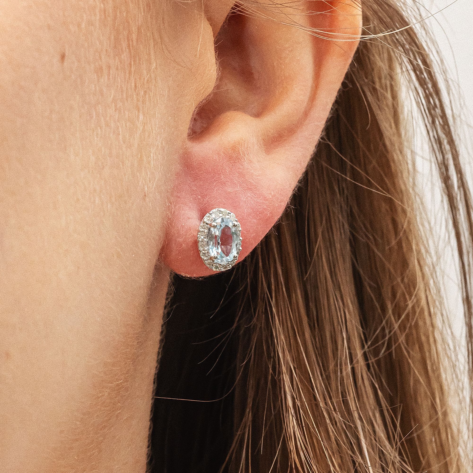 Diamonds by Ellen K. Paar Ohrstecker Weißgold 585 mit echtem Aquamarin und 36 Diamanten zus. 0,14ct.