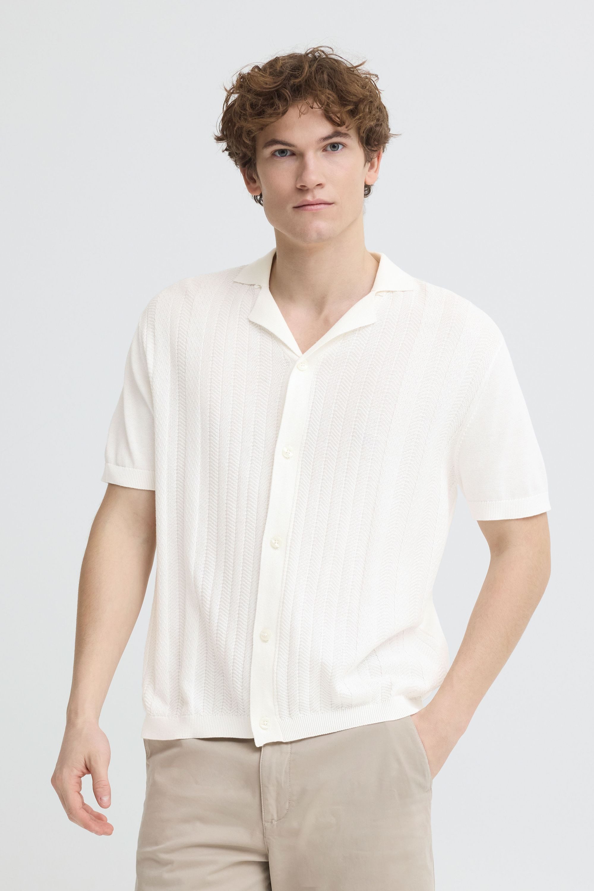 Casual Friday Kurzarmhemd CFFillan Modisches Kurzarmhemd aus Feinstrick