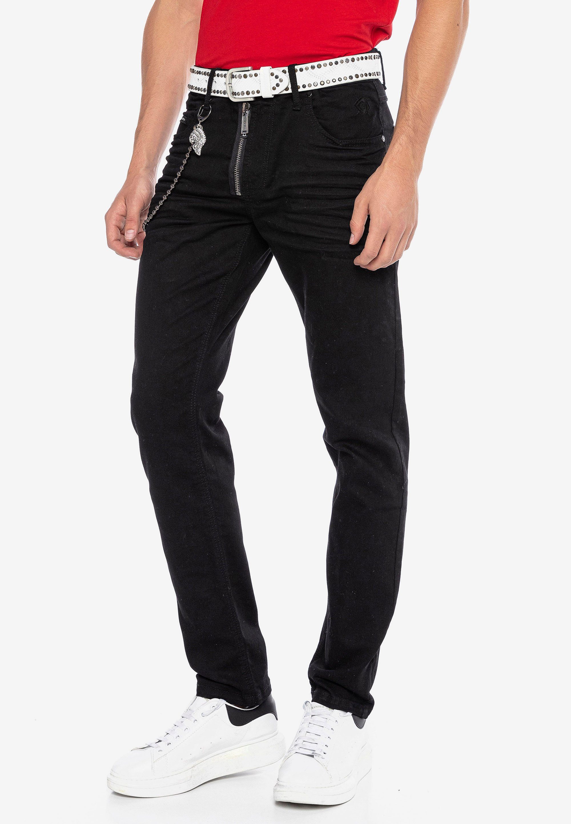 Cipo & Baxx CD675 Straight-Jeans Look stylischem in