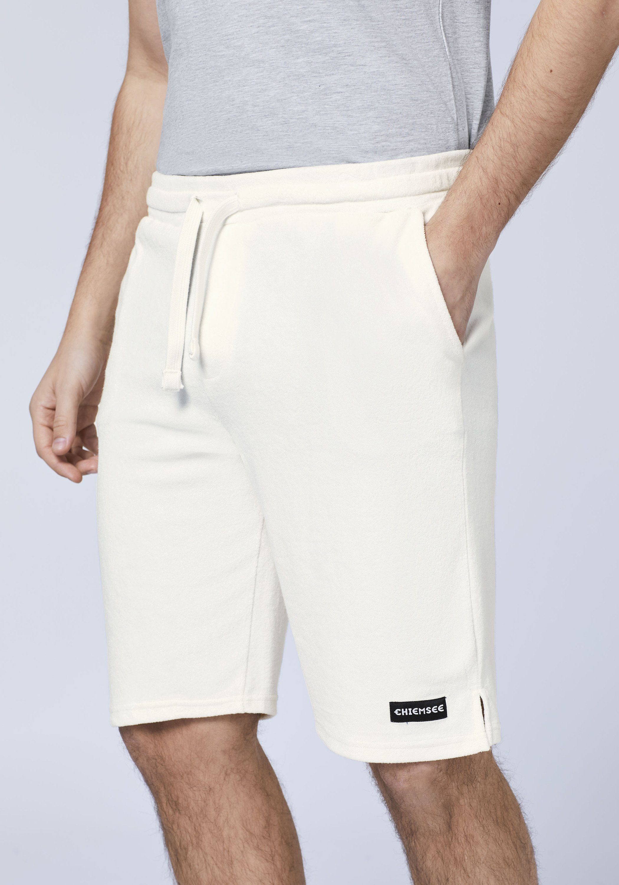 Chiemsee Sweatshorts Baumwollmix Shorts Star 11-4202 White aus 1