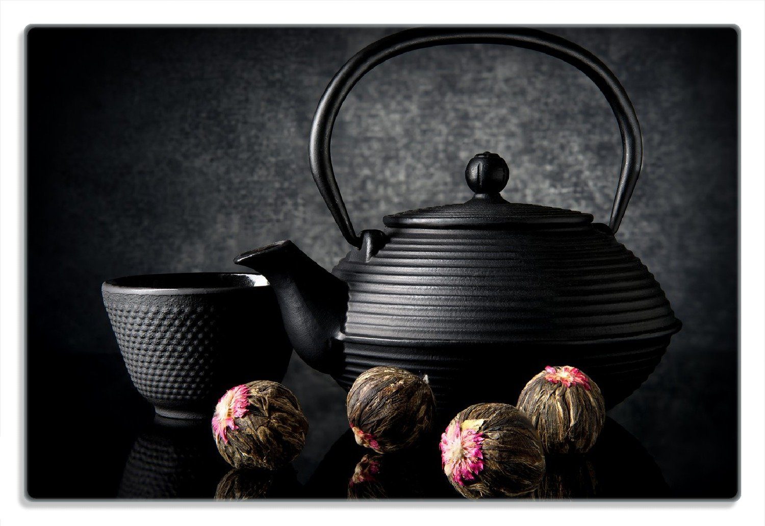 Wallario Frühstücksbrett Japanisches Tee-Set, (inkl. rutschfester Gummifüße 4mm, 1-St), 20x30cm