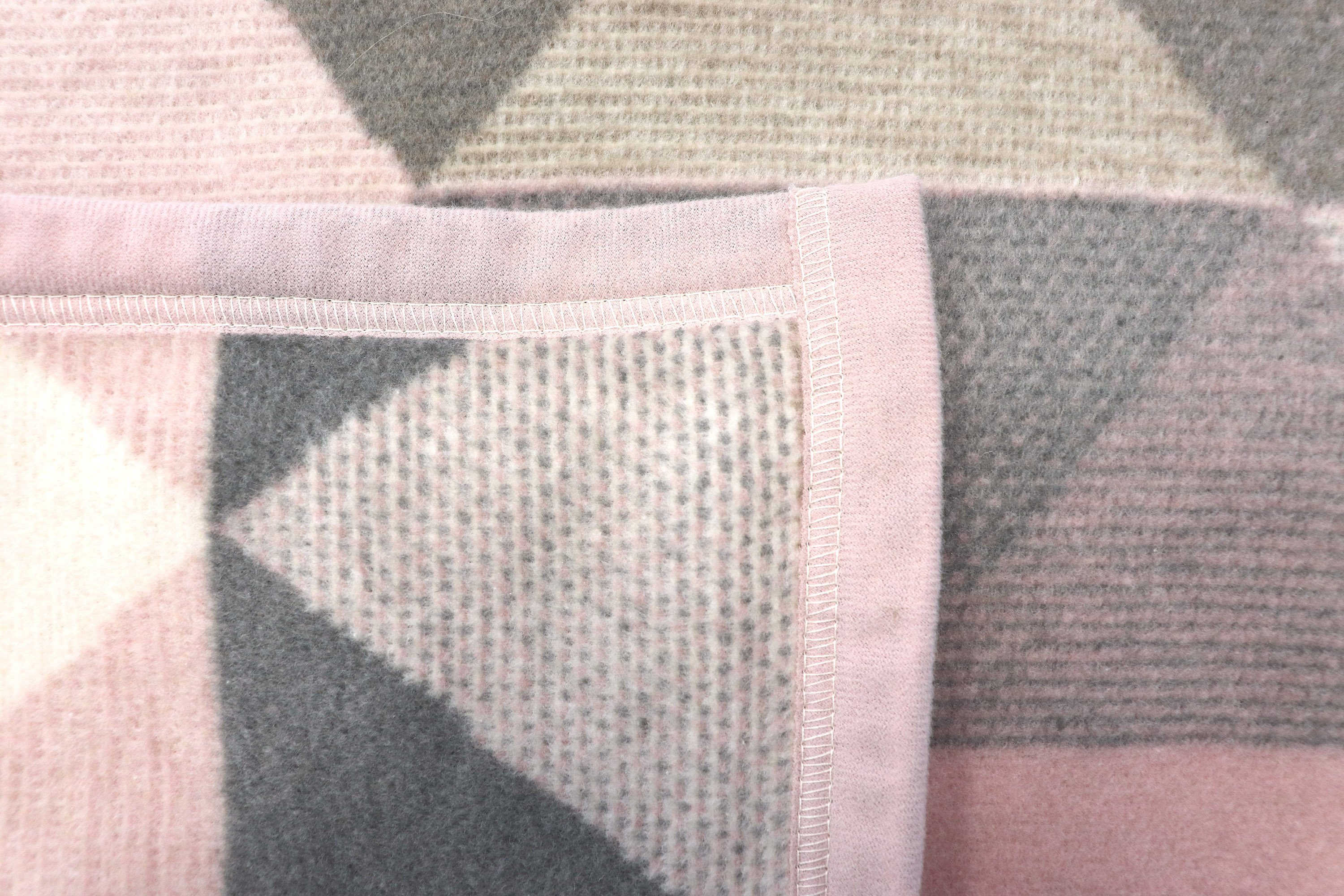 Wohndecke Rauten Pastell, rosa Kuscheldecke in 150x200 cm, Biederlack, Decke aus Baumwollmischgewebe, Made in Germany – Bild 5 von 5