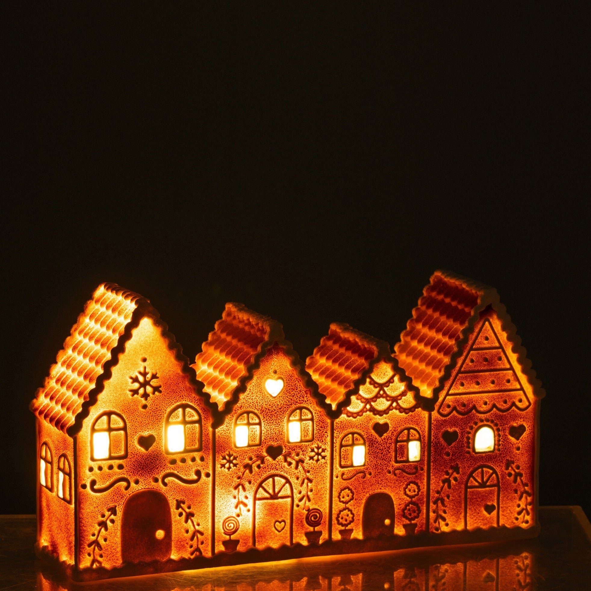 Dekoobjekt Beleuchtetes MF - Weihnachtsdekoration Poly aus Zauberhafte Lebkuchenhaus