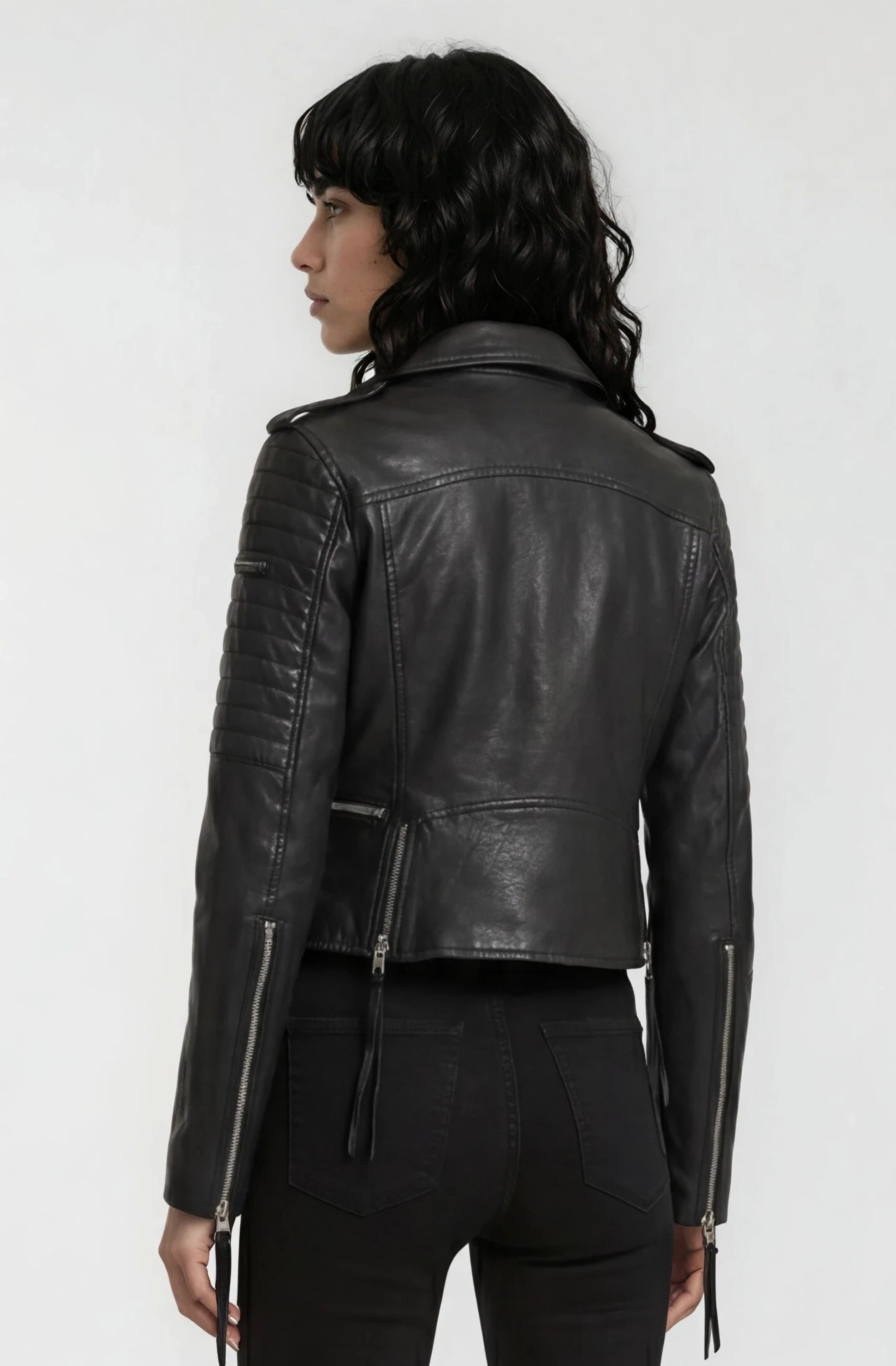 trueprodigy Lederjacke Jade mit Reißverschluss Details