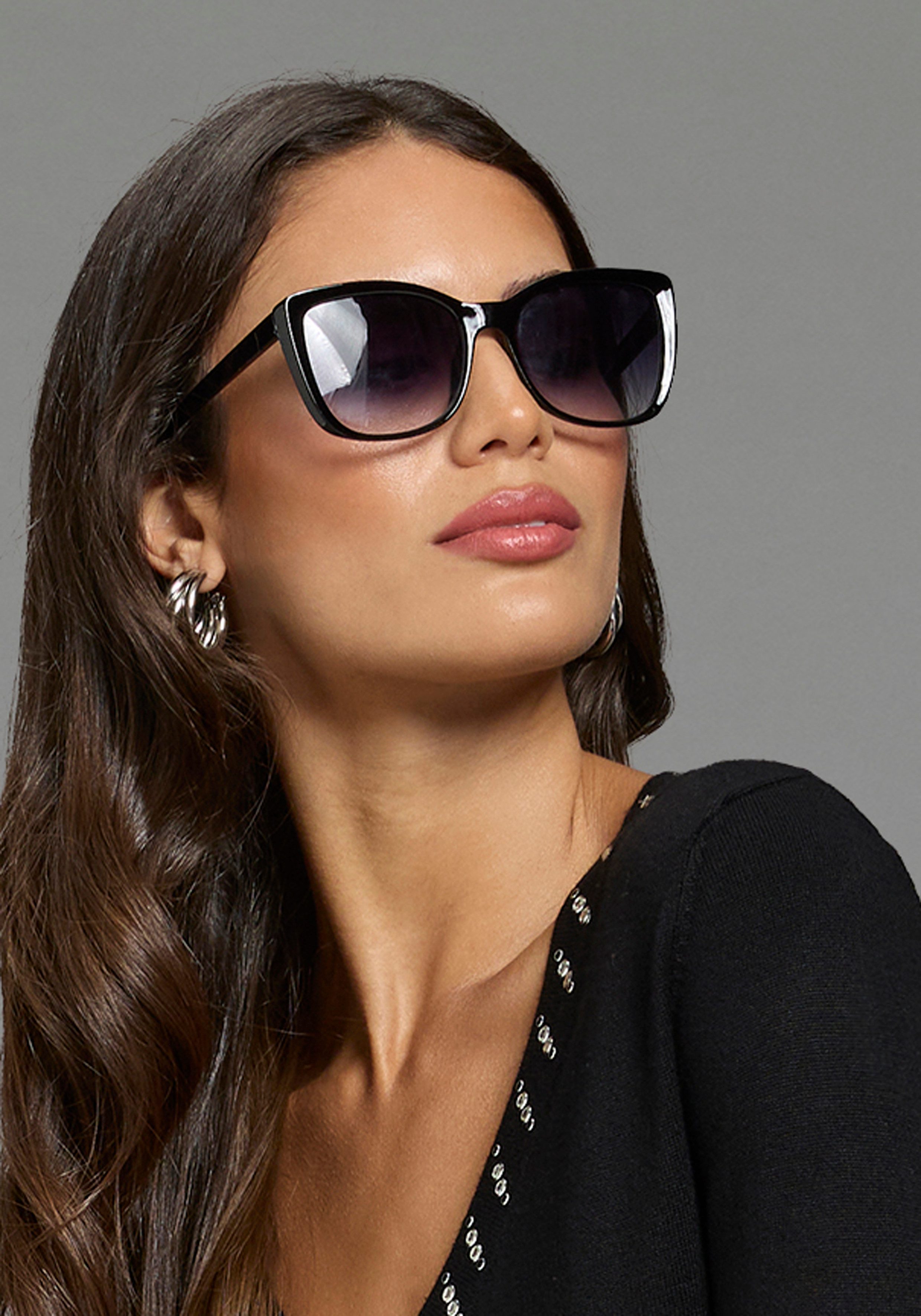 Laura Scott Sonnenbrille für Damen mit grauen Verlaufsgläsern. Reduzierter Preis € 20,99. Unverbindliche Preisempfehlung € 24,99