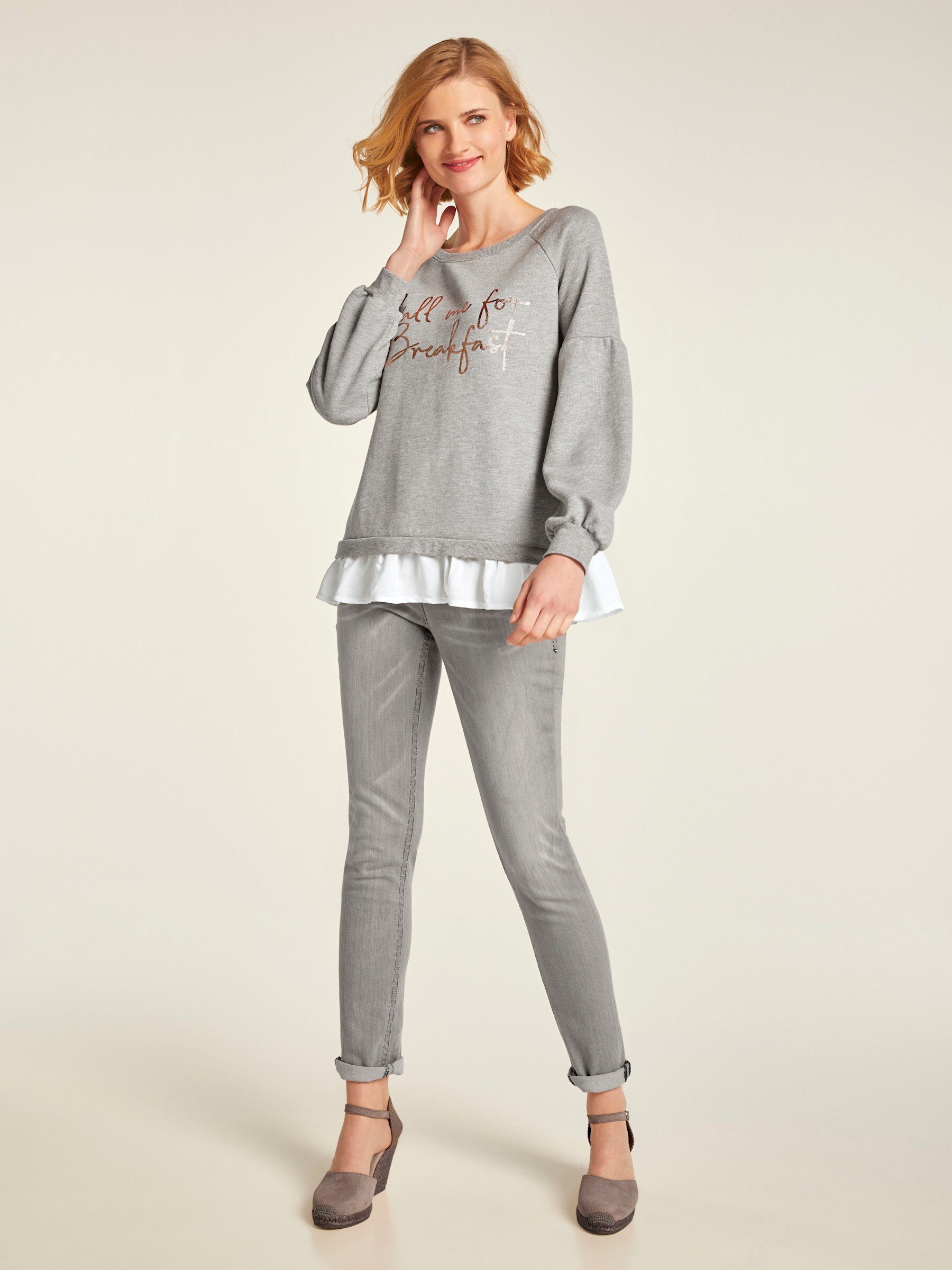 heine Bequeme Jeans Bauchweg-Jeans leicht vertieft – Bild 4 von 5
