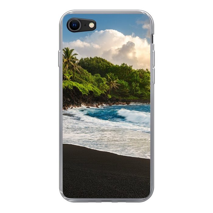 MuchoWow Handyhülle Ein schwarzer Sandstrand auf Hawaii Handyhülle Apple iPhone 8 Smartphone-Bumper Print Handy Schutzhülle