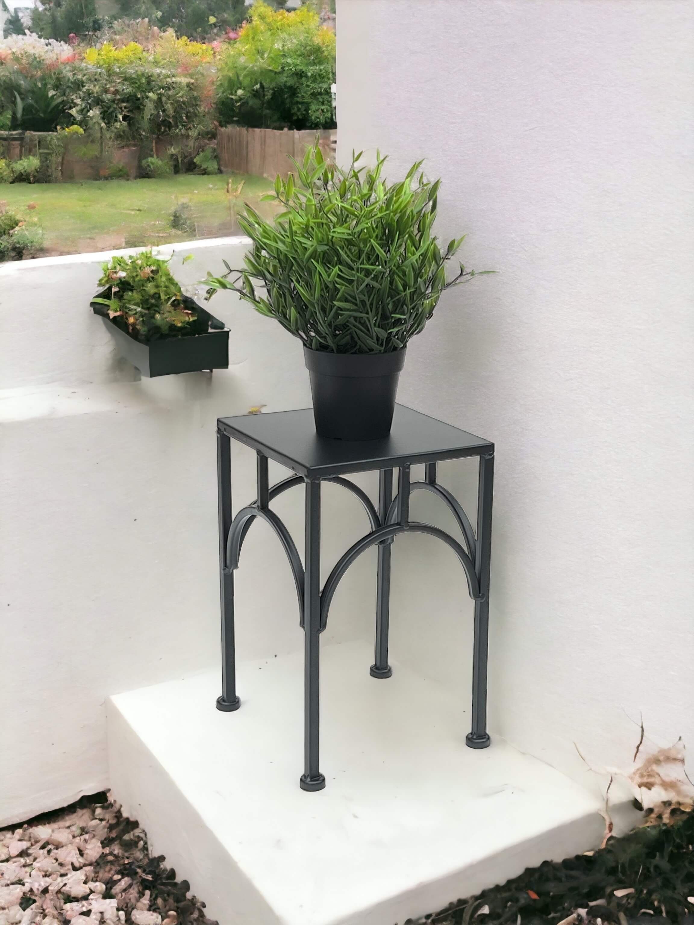 DanDiBo Blumenhocker Metall Schwarz Eckig 38 - 28 cm Beistelltisch 96449