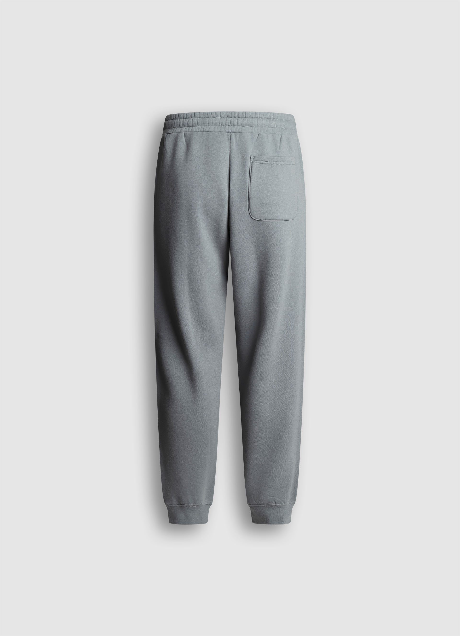 Converse Jogginghose CHUCK PATCH JOGGER bequeme Passform, aus Baumwolle und Polyester, pflegeleicht