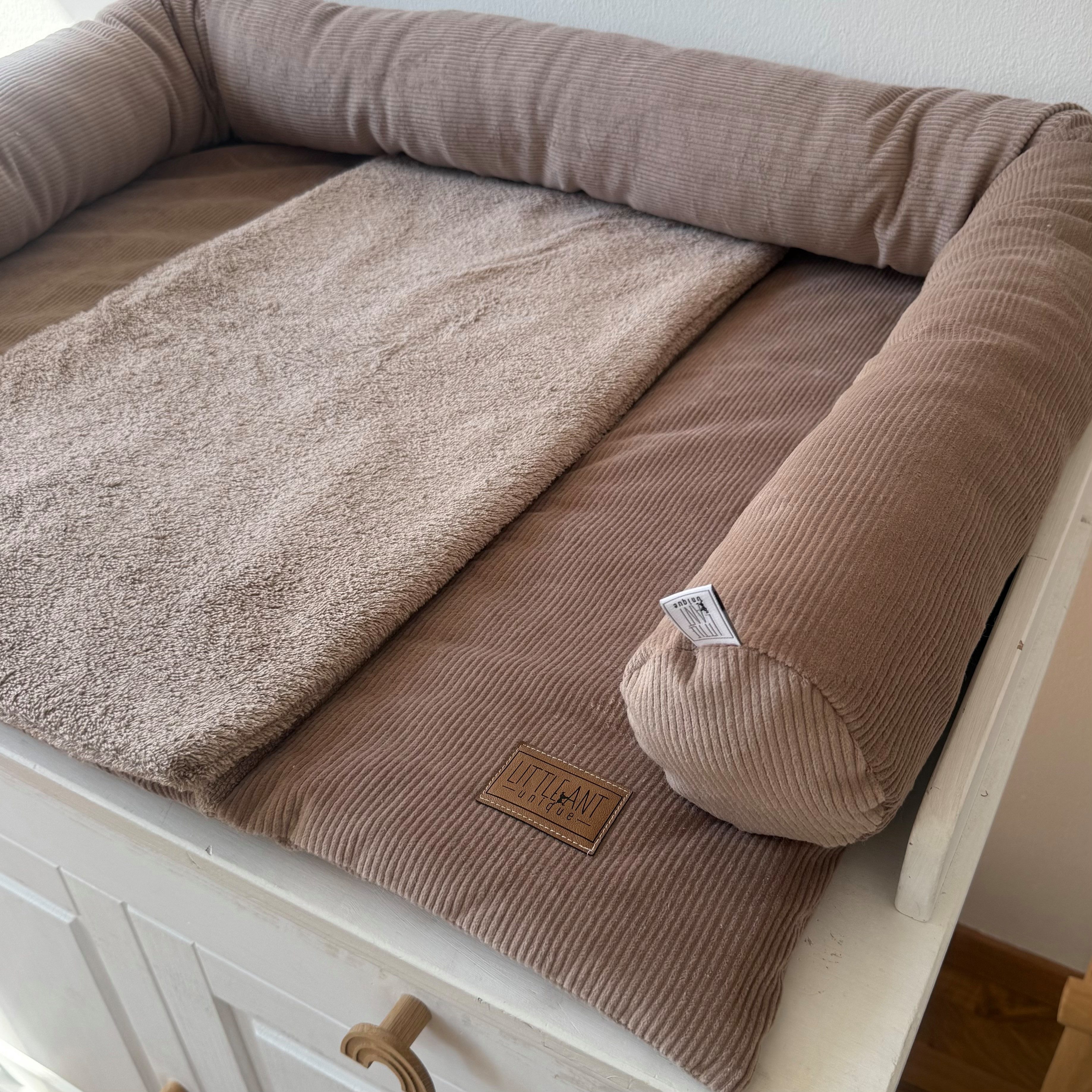 LittleANTunique Wickelauflage WICKELTISCHAUFLAGE CORD TAUPE günstig online kaufen