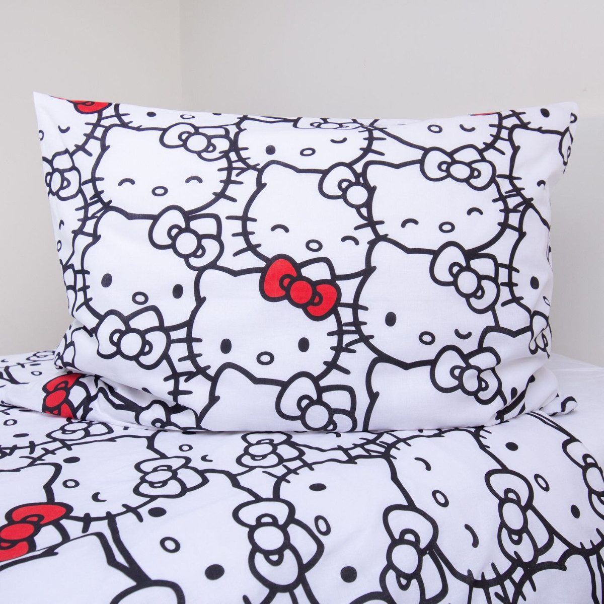 Jerry Fabrics Bettwäsche Hello Kitty Bettwäsche aus 100% Baumwolle 140x200 cm 70x90 cm, Baumwolle – Bild 5 von 5