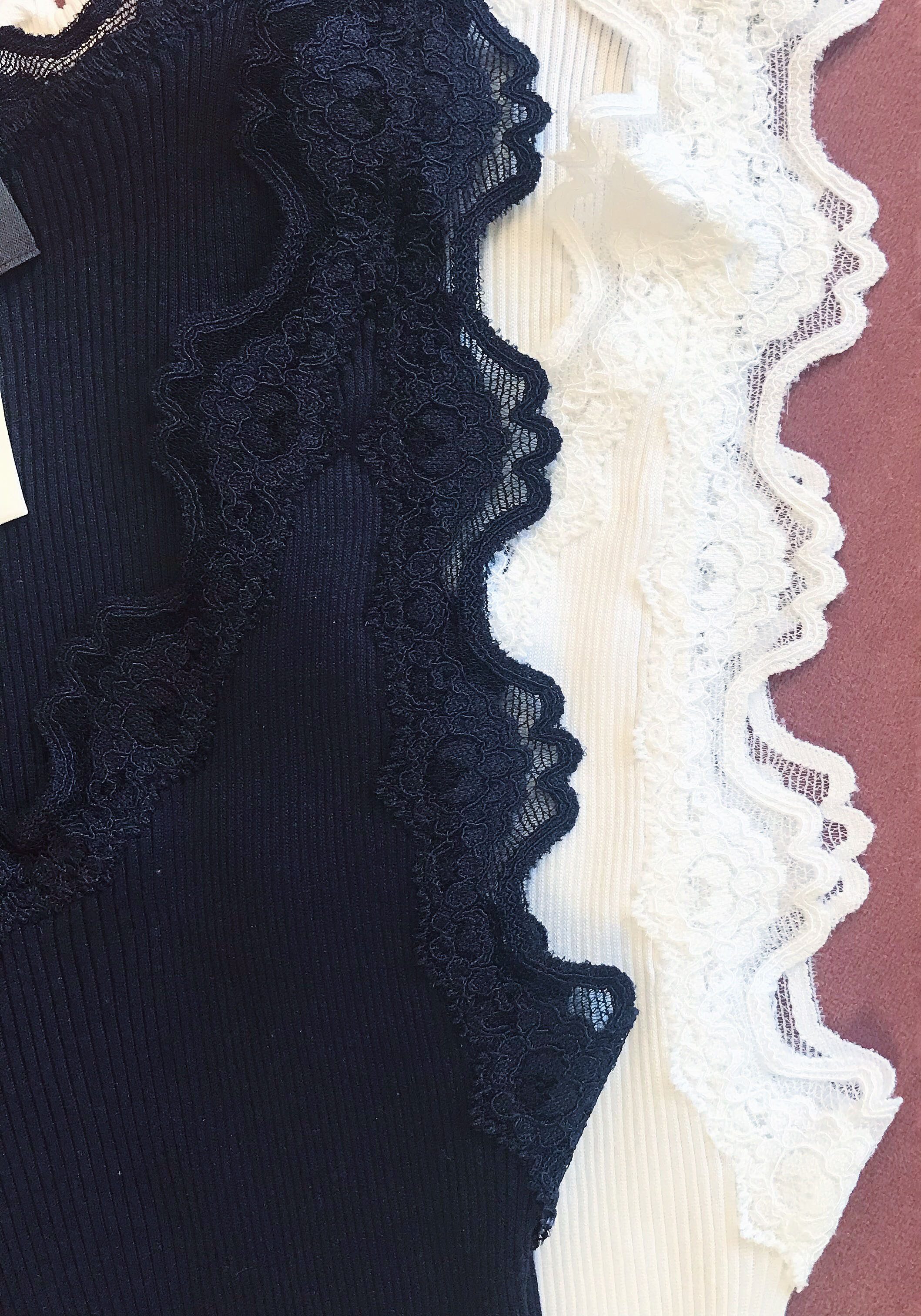 rosemunde Spitzentop Babette Silk Top mit Seide Vintage-Spitzenbesatz, mit Rundhalsausschnitt, hoher Seidenanteil