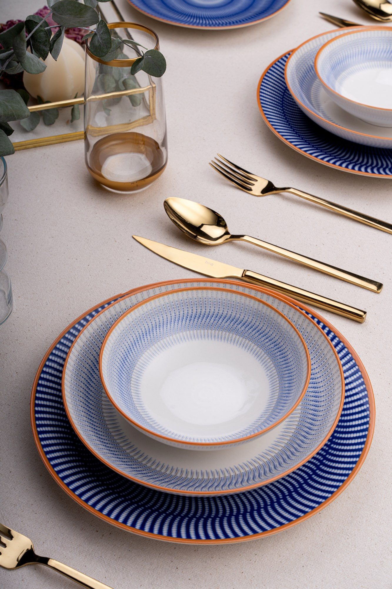 Hermia Concept Teller-Set 100% PORCELAIN P1359 (24-tlg)