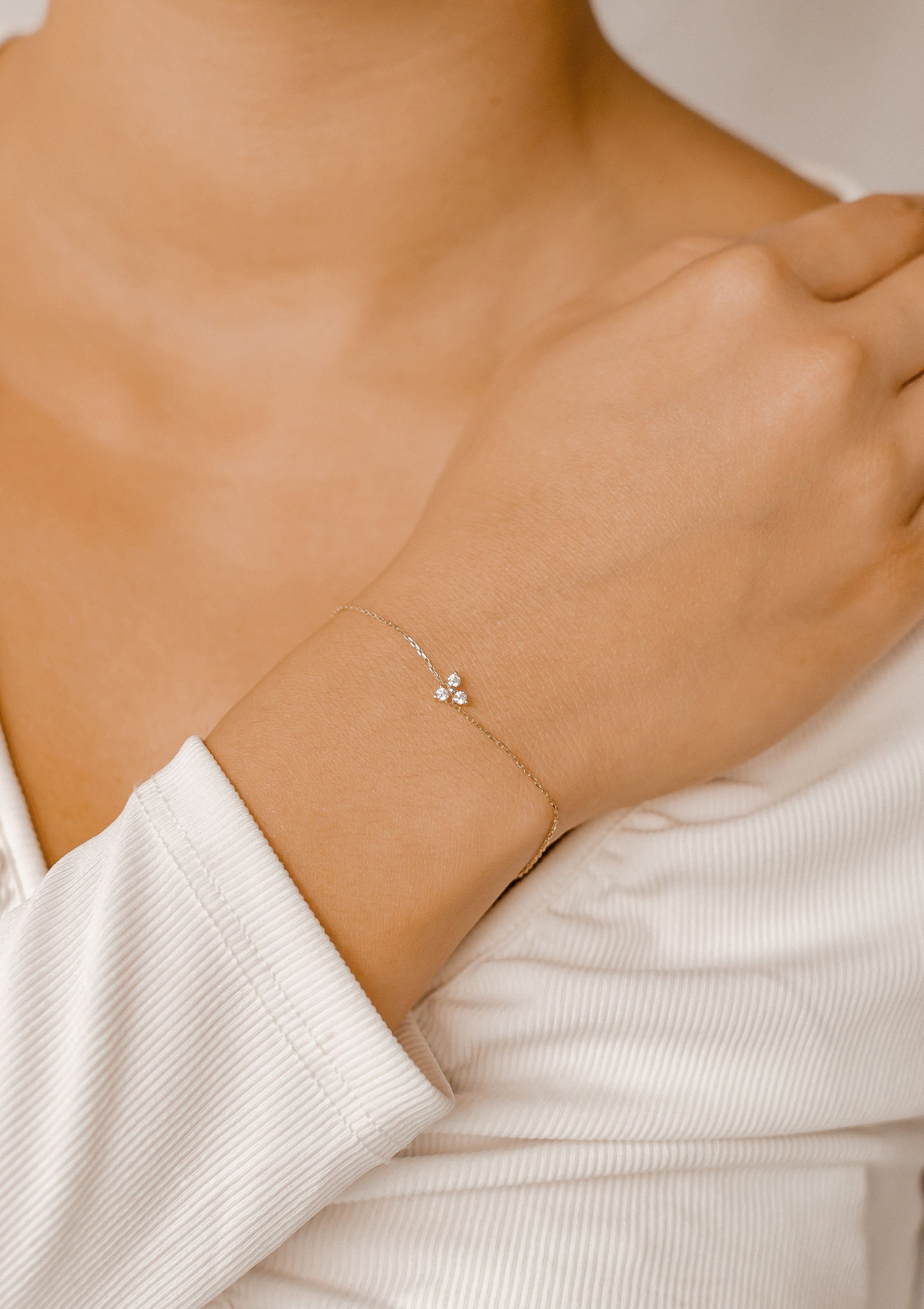 Dear Me Goldarmband 585 Gold Trio Kristalle, Echtgoldschmuck, 14K Massivgold Armband Zirkonia Dreiblatt für Damen