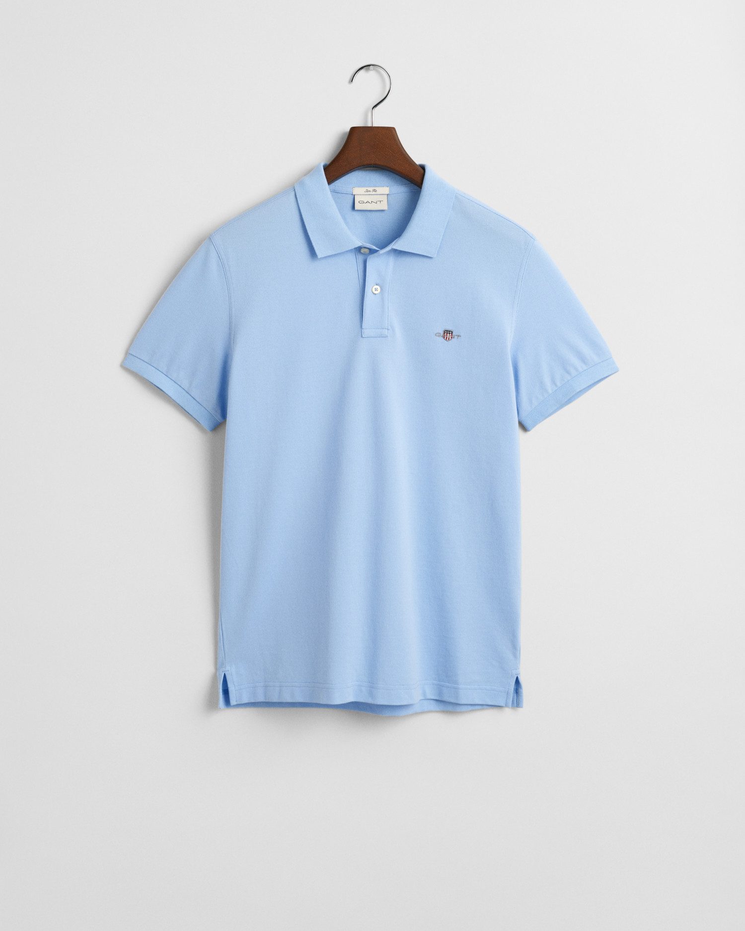 Gant Poloshirt SLIM SHIELD SS PIQUE POLO mit Logostickerei auf der Brust