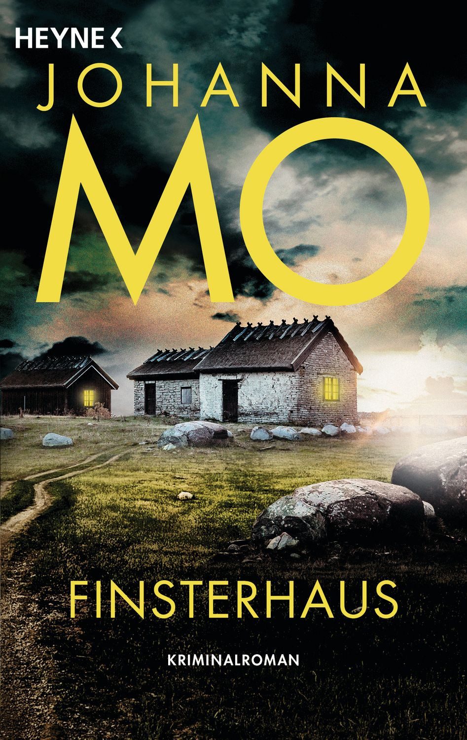 Finsterhaus / Johanna Mo