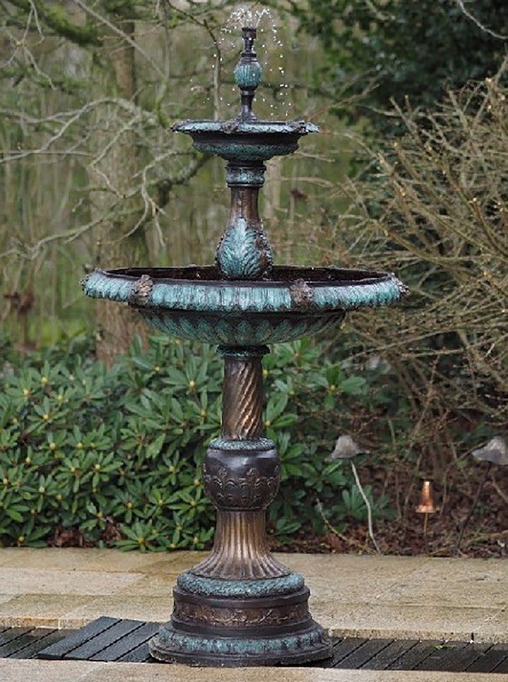 IDYL Gartenfigur IDYL Bronze-Skulptur Zwei Schalen Brunnen, Bronze