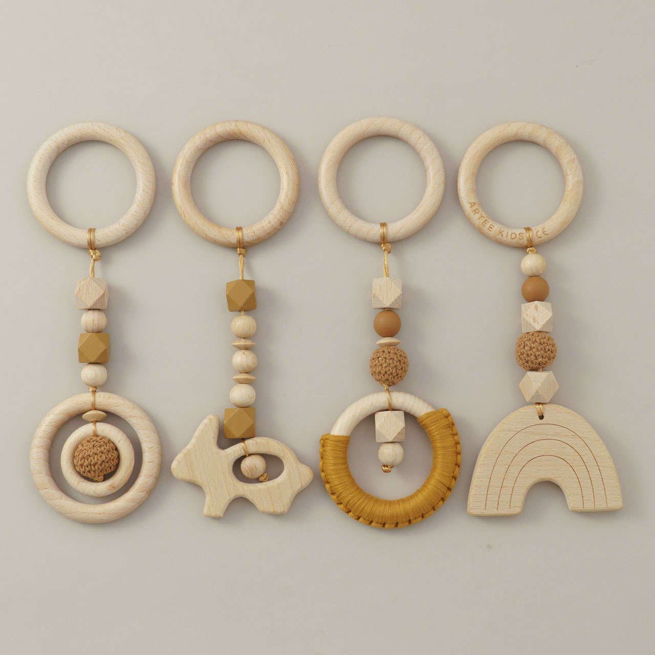 Artee Spielbogen Anhänger Set für Spielbogen Babygym Baby Spieltrapez Holz Mobile