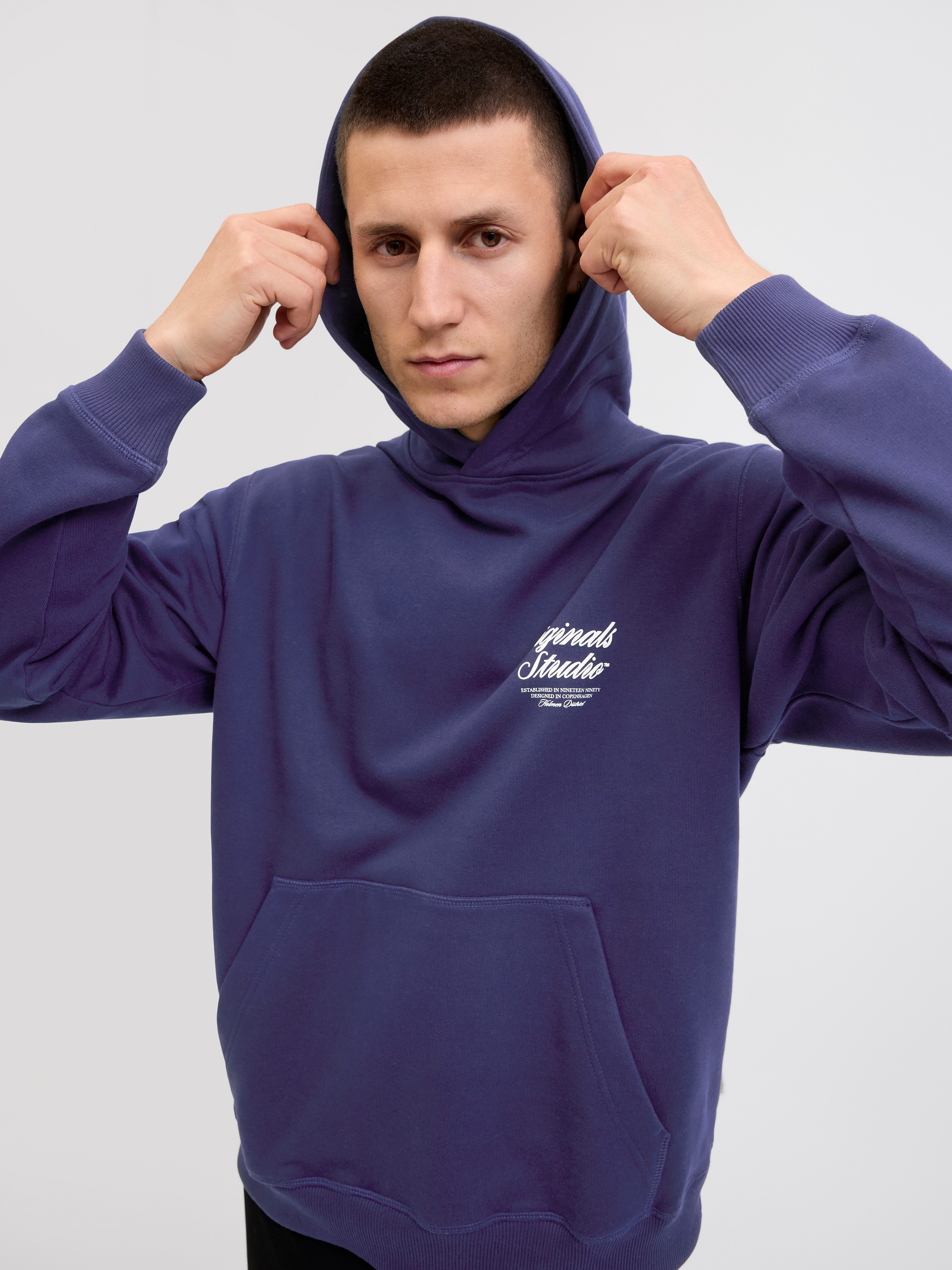 Jack & Jones Kapuzensweatshirt JORNORREBRO TYPO BACK SWEAT HOOD SN mit Print