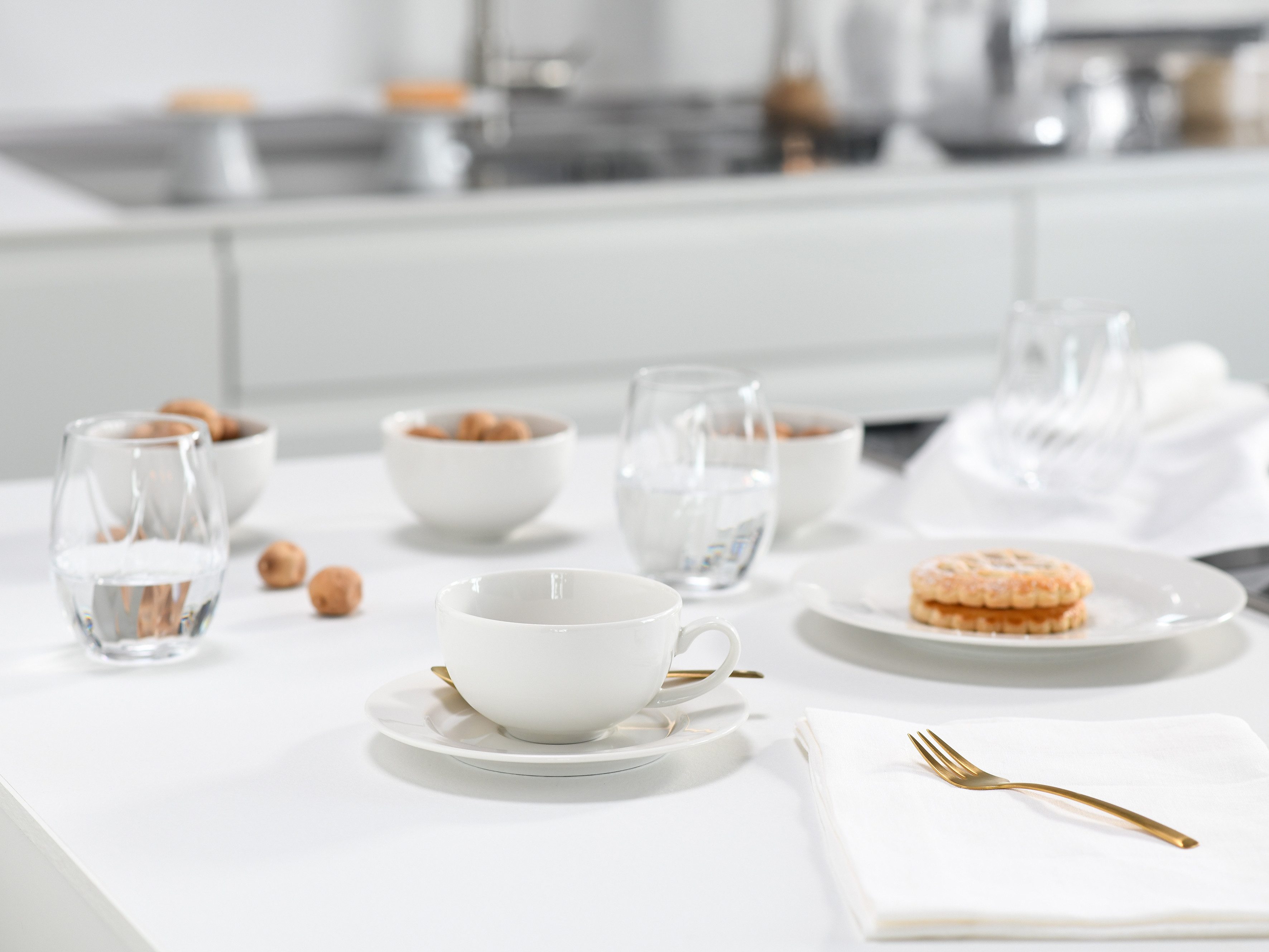 CreaTable Teeservice Venice, Service 18-tlg. (18-tlg), 6 Personen, Porzellan, Zeitlose Eleganz vereint mit moderner Alltagstauglichkeit