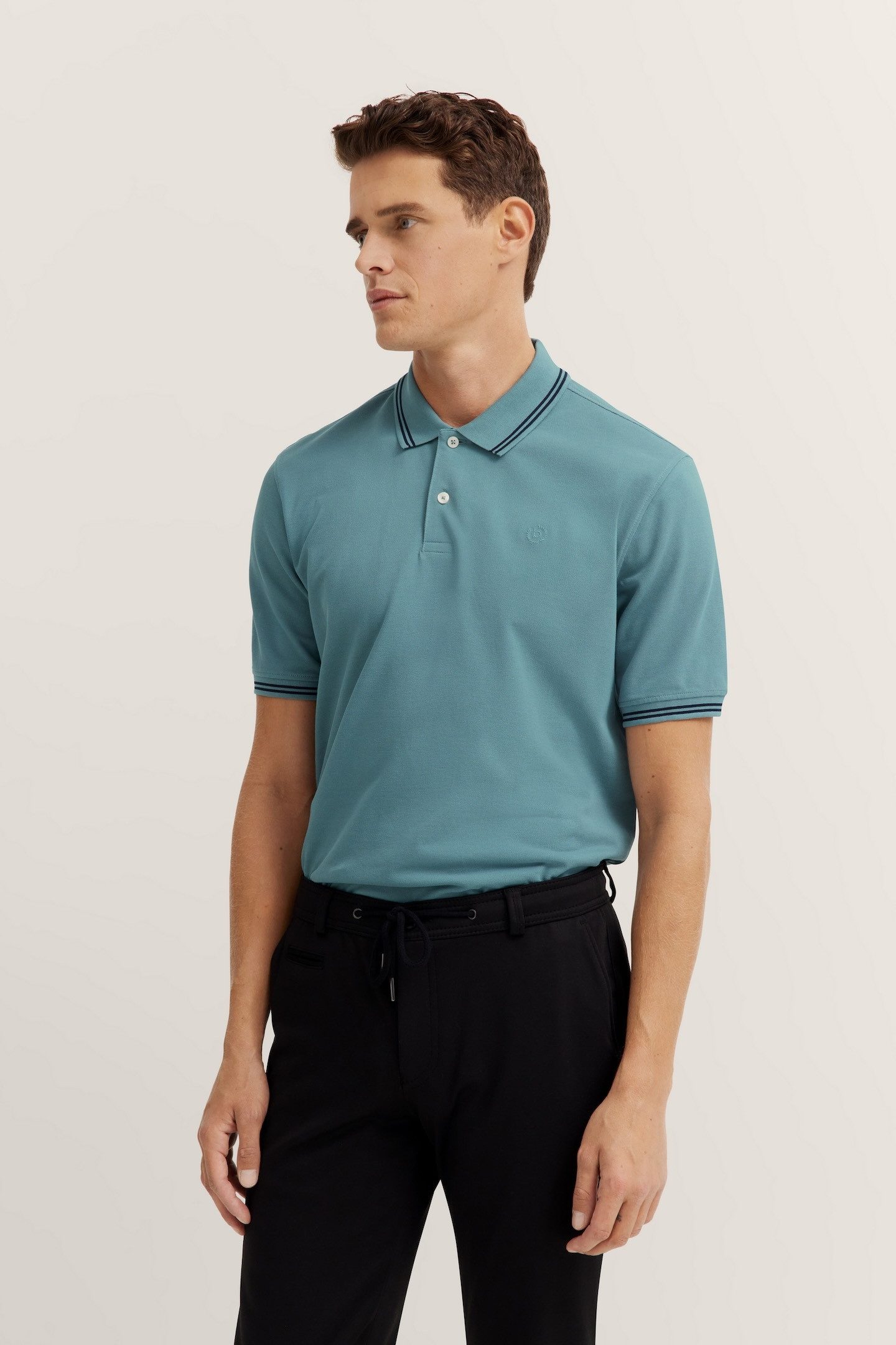 bugatti Poloshirt mit Kontraststreifen und Bruststickerei