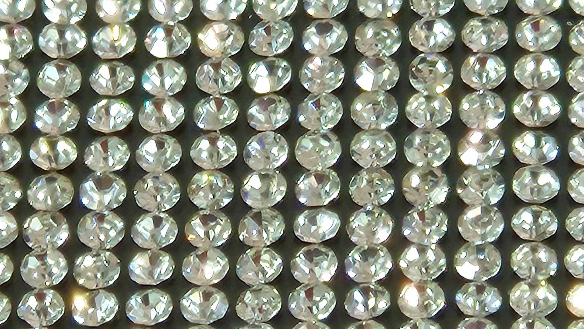 Einkaufszauber Taillengürtel Strass Gürtel Elegance - Diamantenform-Schliff wunderschön glitzernd (1 Gürtel) traumhaft schön glitzernd durch Diamantenform-Schliff
