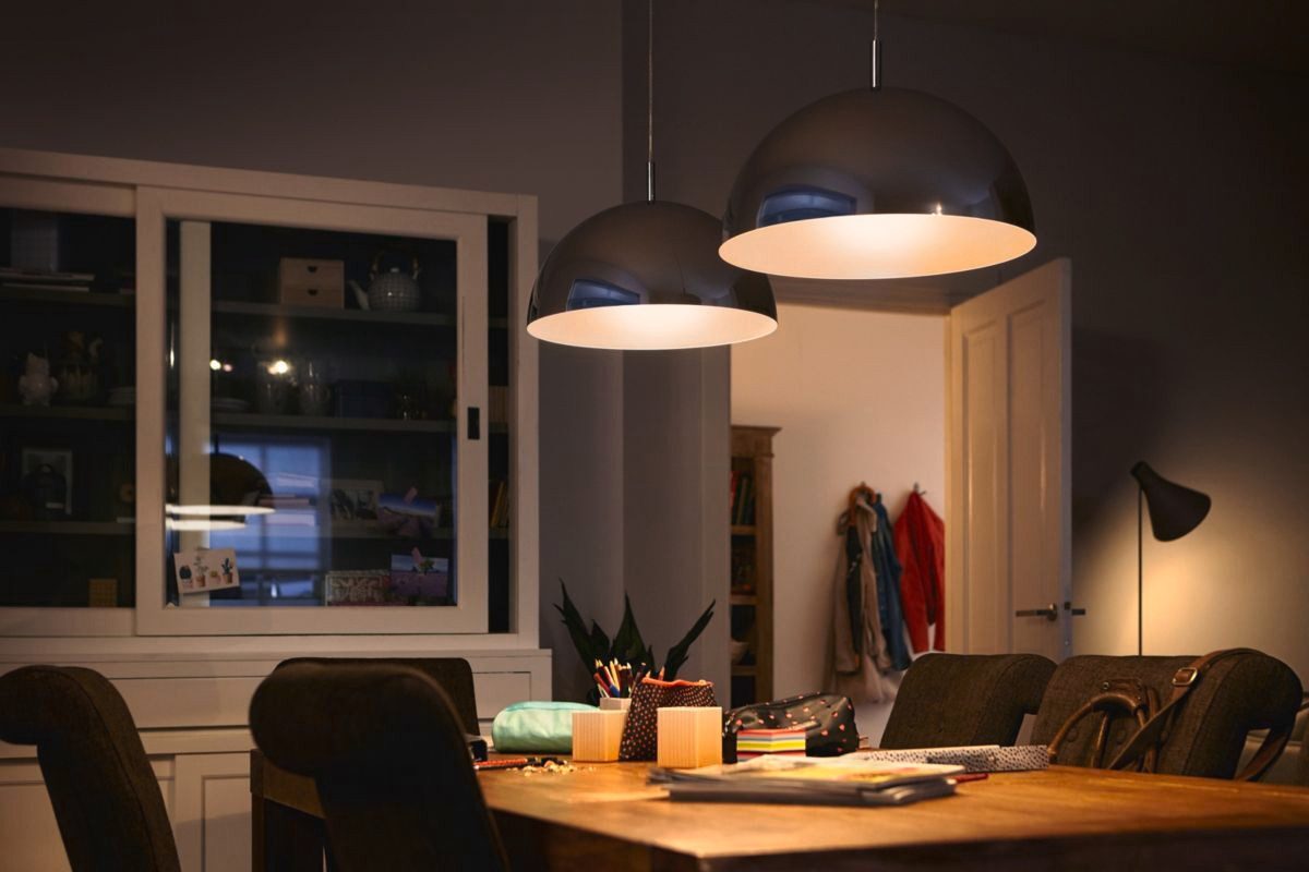 Philips Hue LED-Leuchtmittel LED classic Lampe 40W E14 Tropfe warmweiß 470lm matt 3er Pack, E14