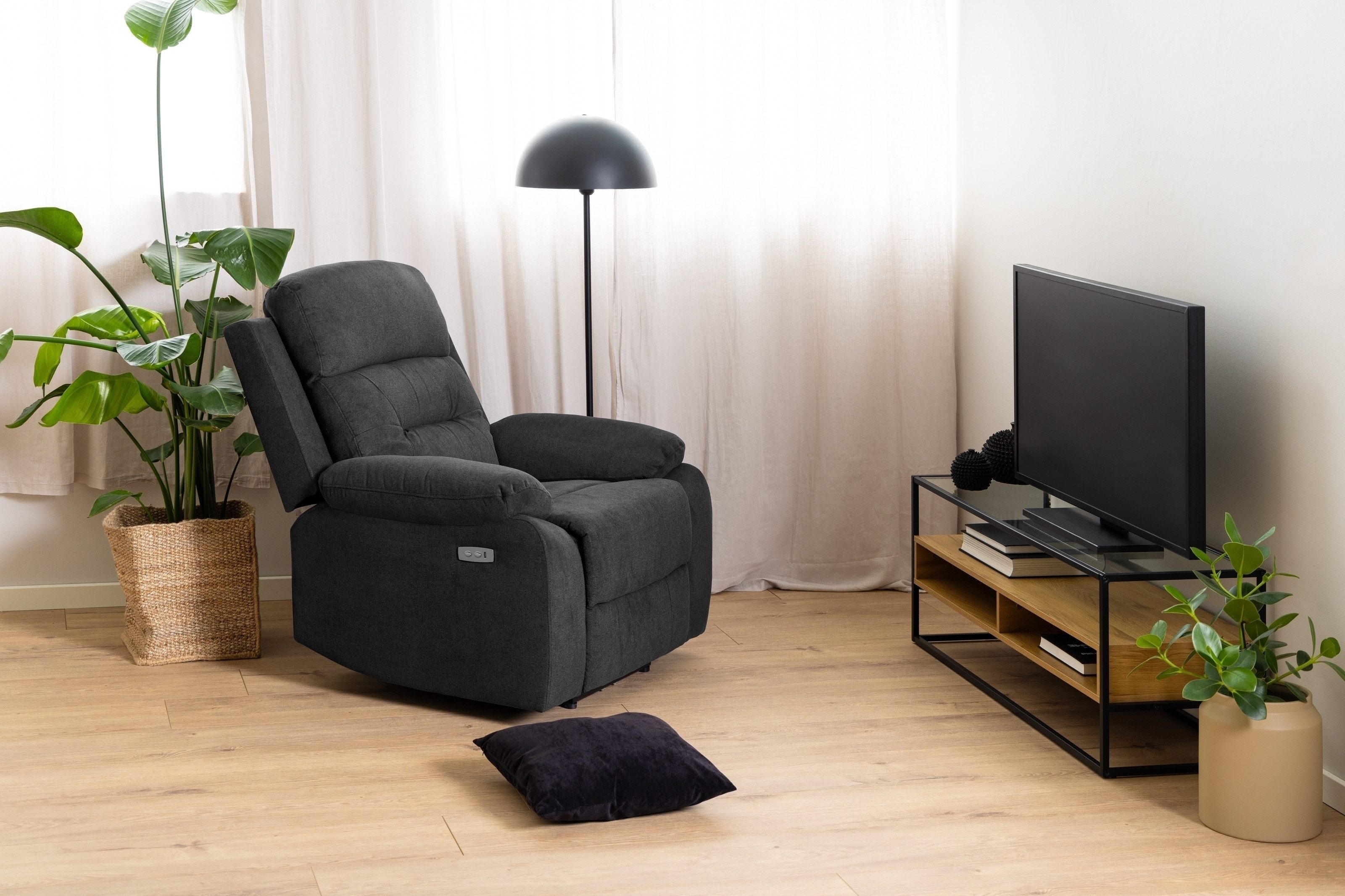 ACTONA GROUP TV-Regal in Wildeiche; schwarz, Glas, Stahl, MDF - 120x45x40cm (BxHxT)
