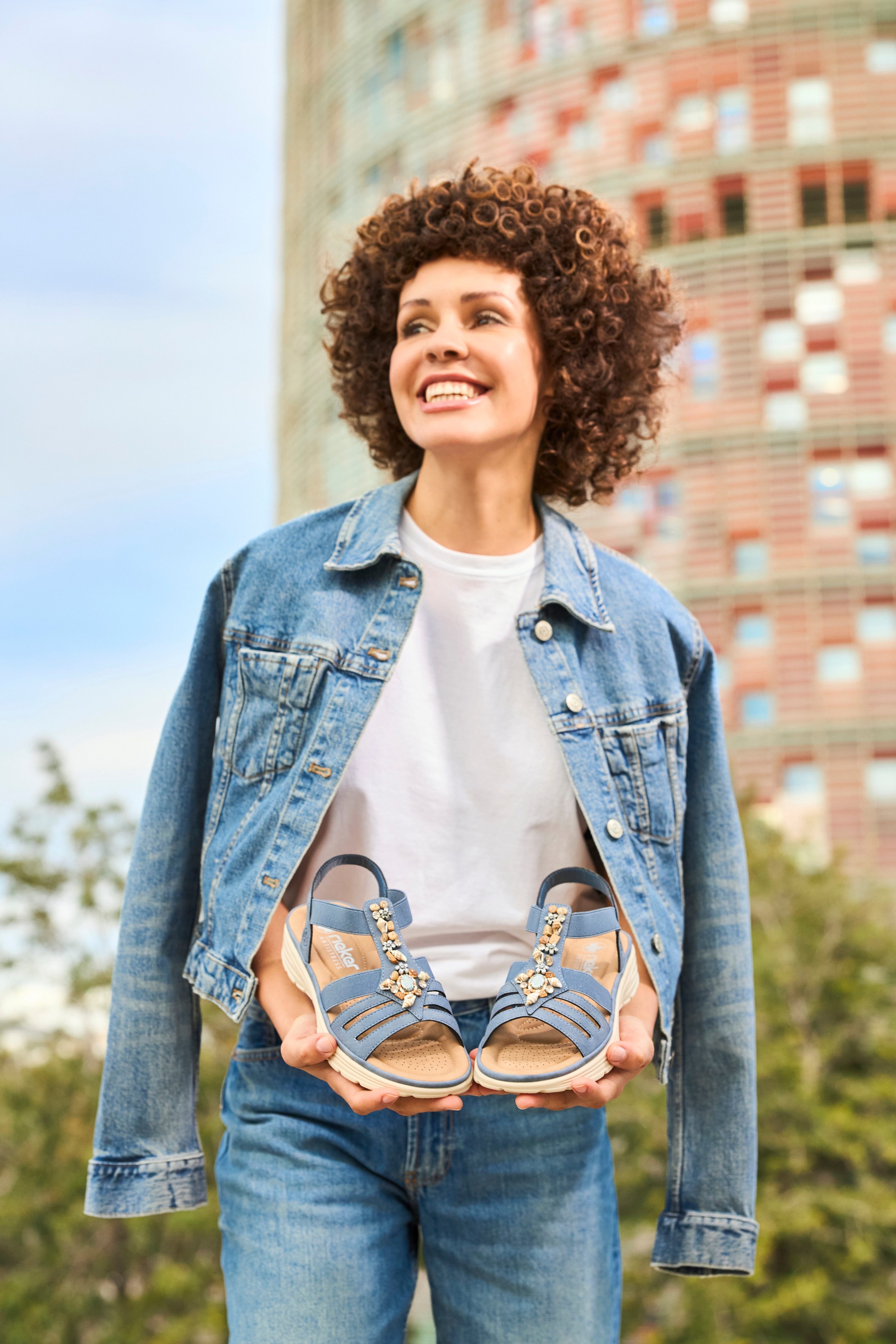 Rieker Sandale, Sommerschuh, Riemchensandalette, Schmuckverzierung, Gummizü günstig online kaufen