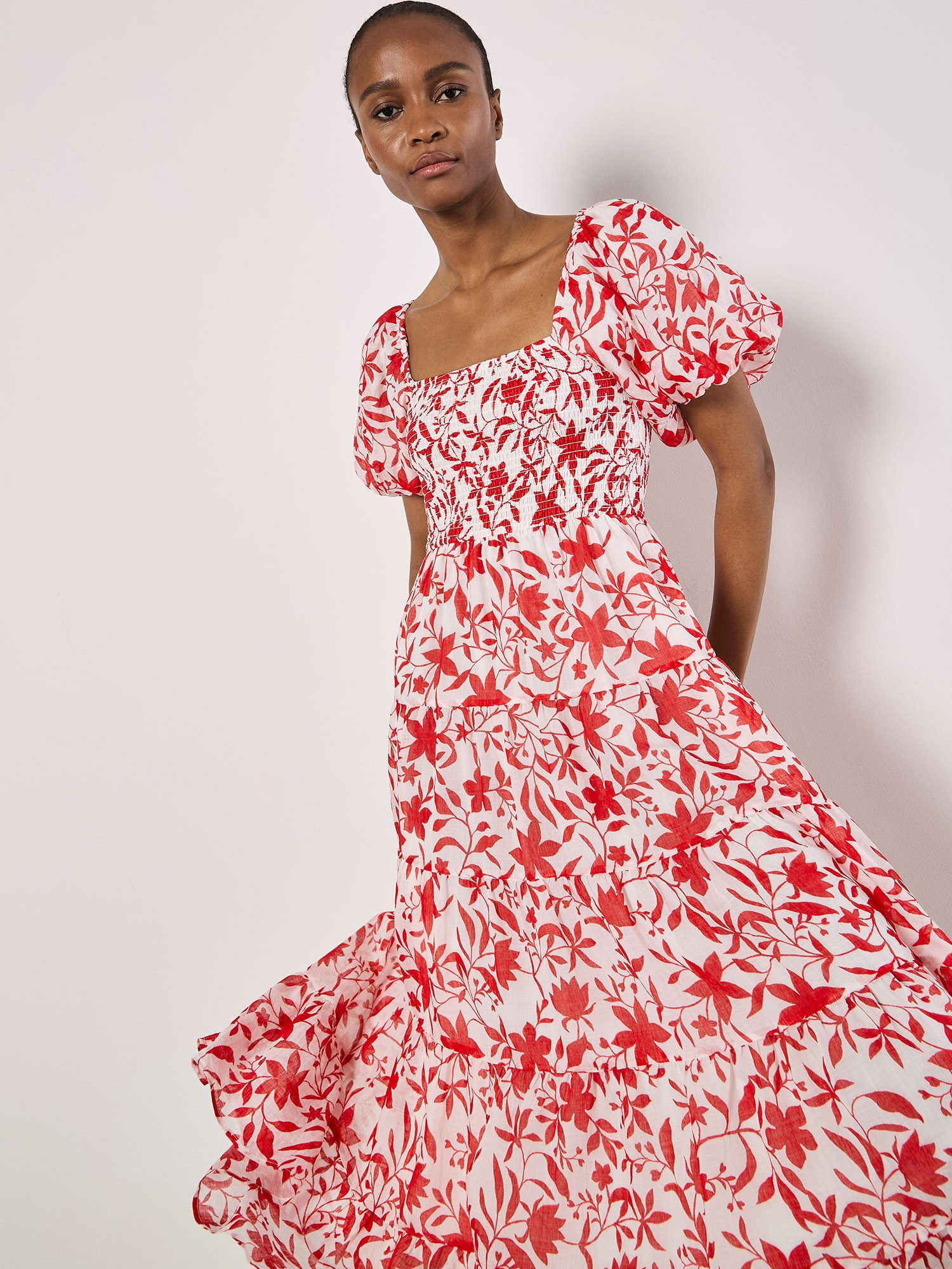 Apricot Druckkleid Florales Sommerkleid mit Puffärmeln günstig online kaufen
