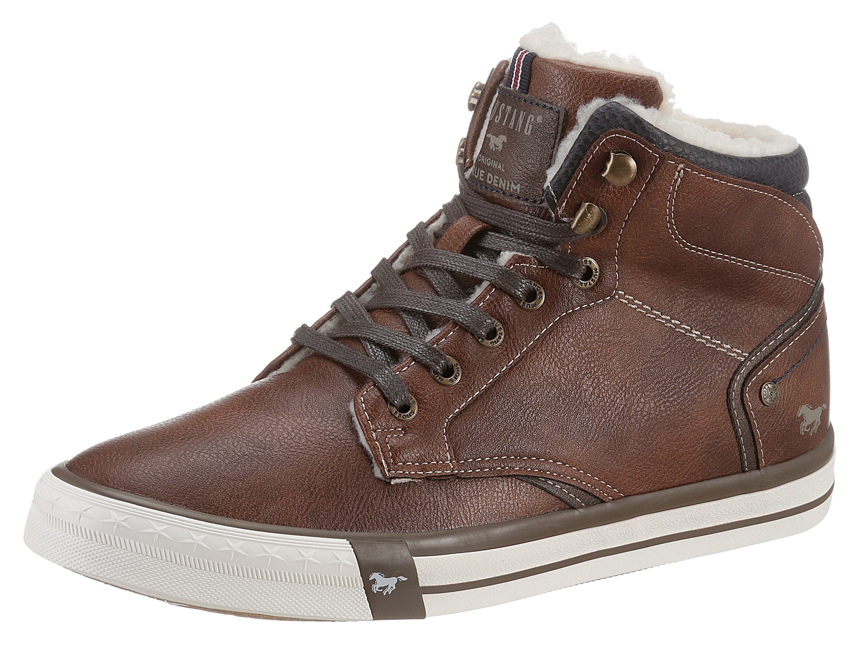 Mustang Shoes Sneaker mit zweckmäßigem Innenreißverschluss günstig online kaufen
