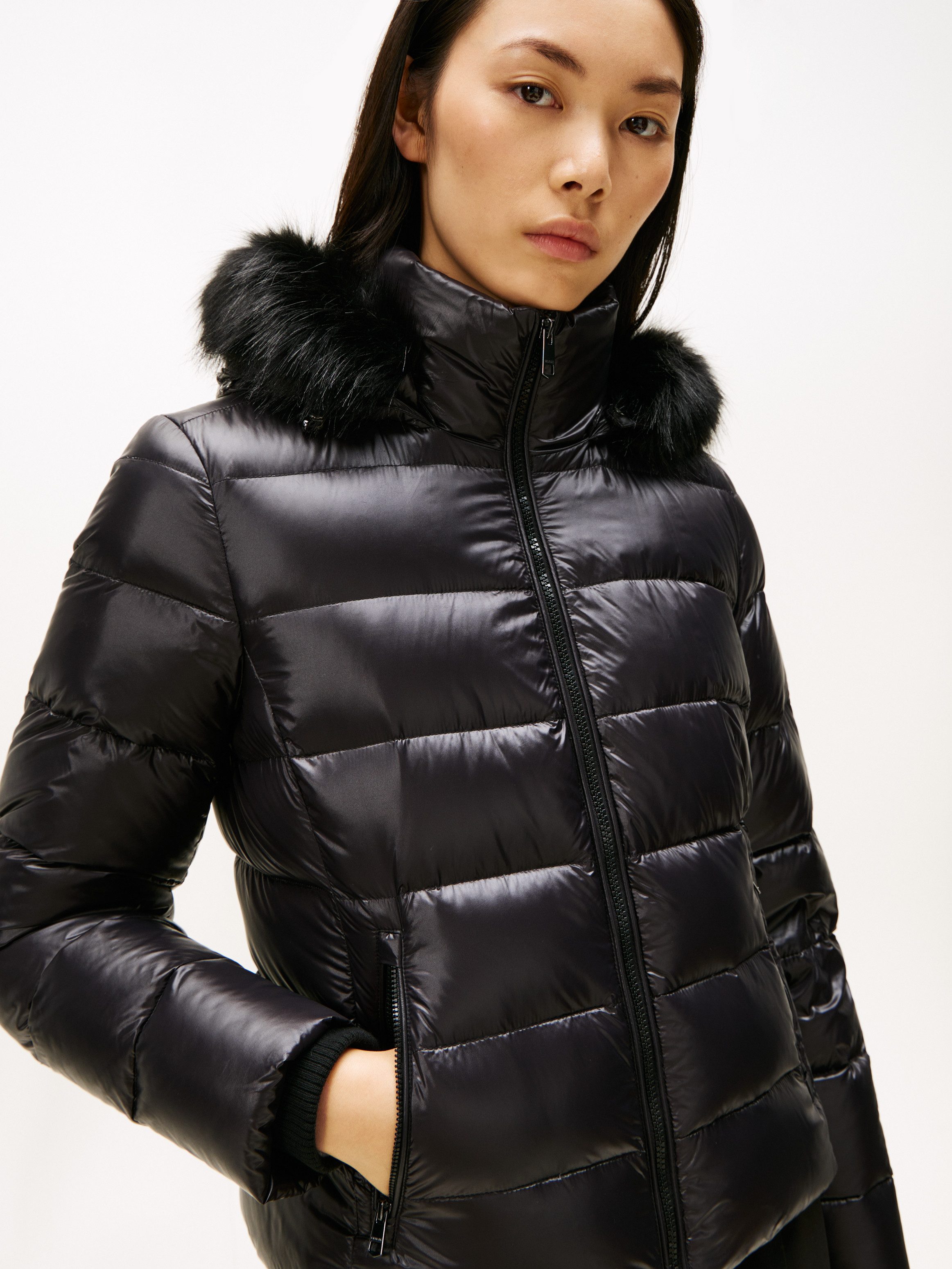 Tommy Hilfiger Steppjacke GLOSS HW DOWN SLIM JACKET W FUR in leicht glänzen günstig online kaufen
