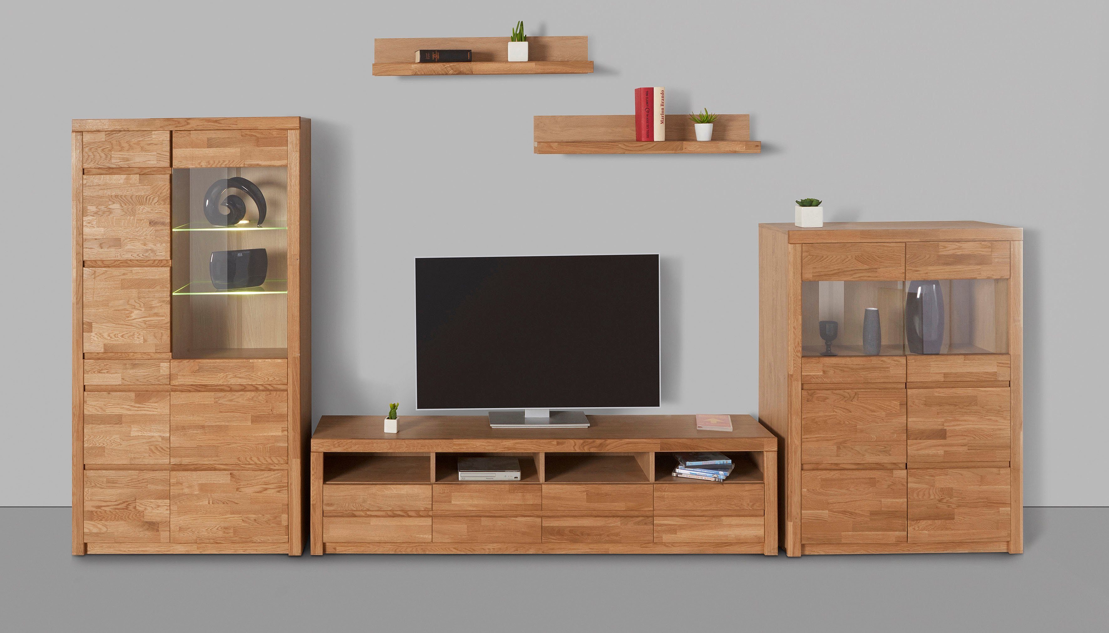 OTTO home Wohnwand Silkeborg: 5-teilig, Breite: 360cm, Griffmulden, variable Einlegeboden, (Set, 5-St), Fronten aus Massivholz und Korpus aus Holzwerkstoff