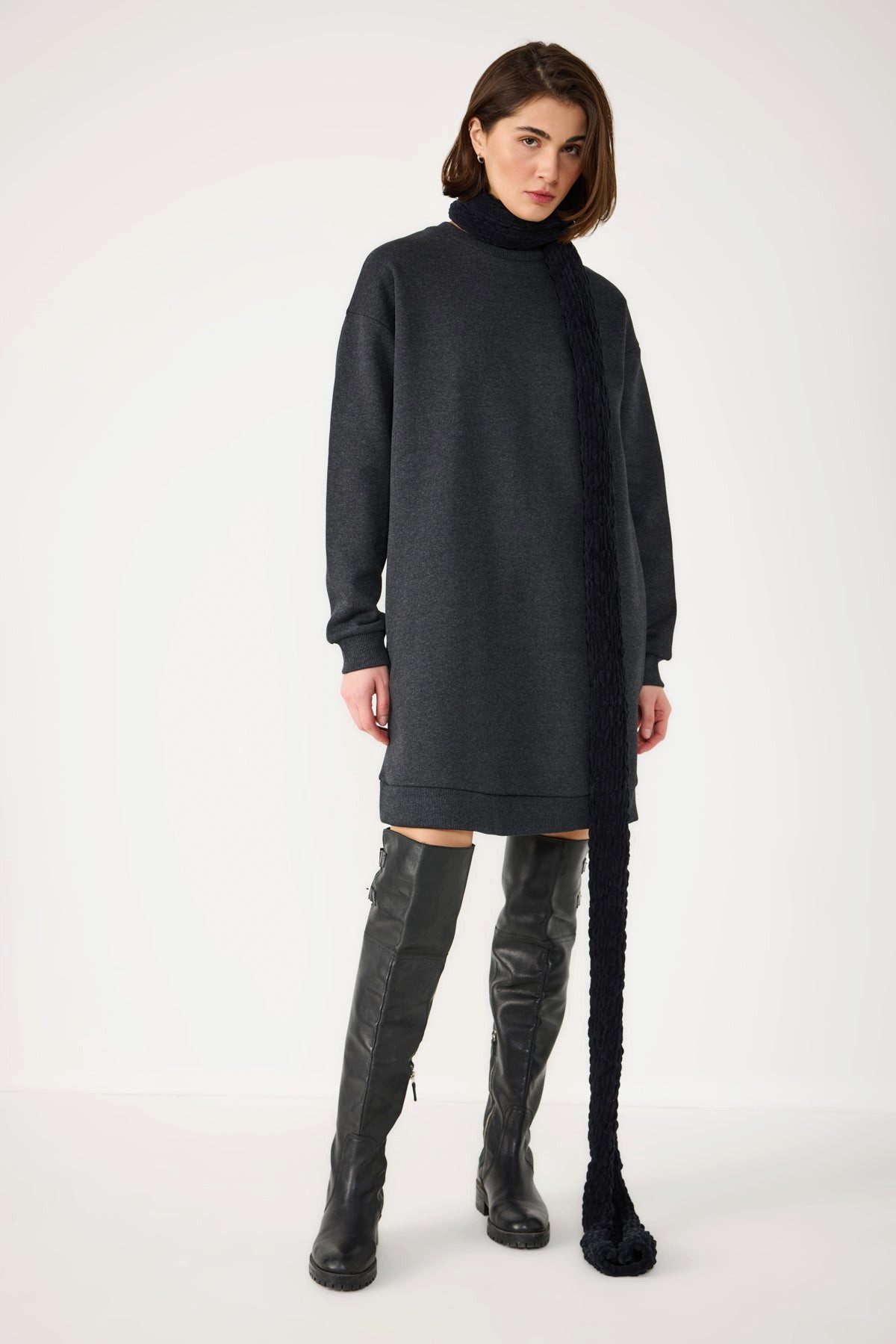 Minikleid Sweatshirtkleid mit Rundhalsausschnitt