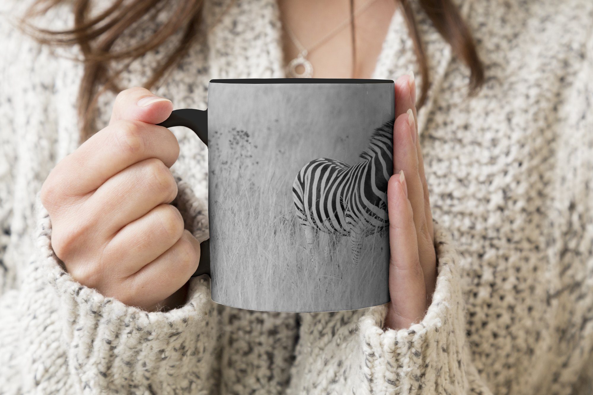 Zebra Tasse Kaffeetassen, Keramik, Zaubertasse, MuchoWow Geschenk Wiese, der Teetasse, auf Farbwechsel,