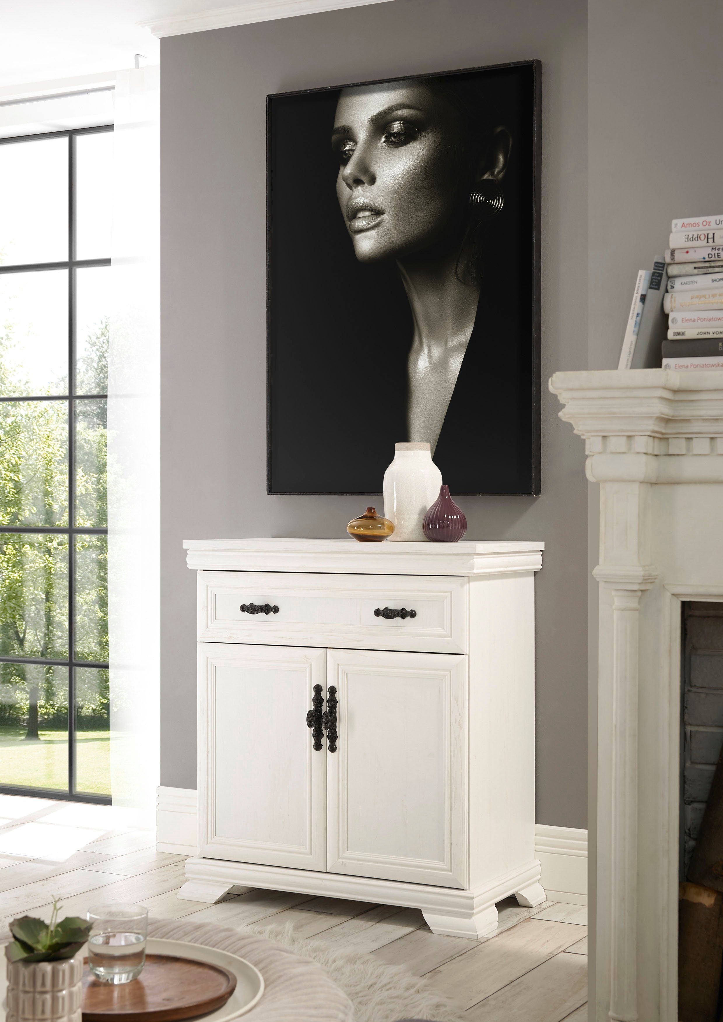 OTTO home Kommode Royal, Schrank im Landhausstil, Wohnzimmerschrank, Mehrzweckschrank, Metallgriffe, ausreichend Stauraum, vielseitig einsetzbar, 88 cm breit