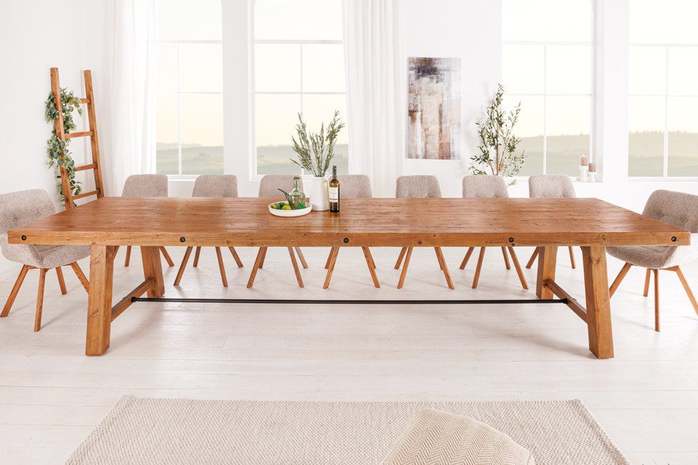 riess-ambiente Esstisch FINCA 300cm vintage braun - recyceltes Pinienholz, Bohlenoptik, Industrial Design mit Querstrebe – ideal für bis zu 12 Personen