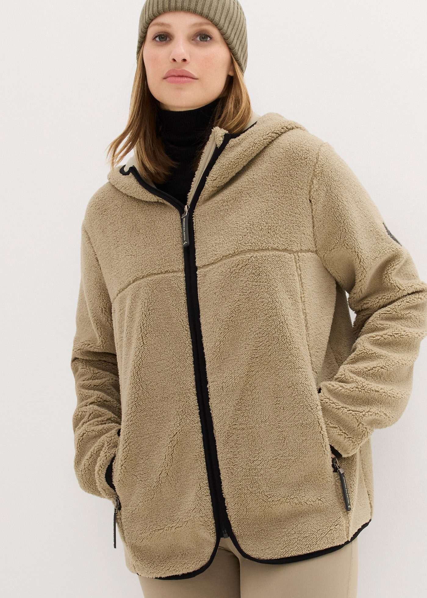 bonprix Fleecejacke mit Kapuze, aus Teddy-Fleece, lässige Passform, mit Stehkragen