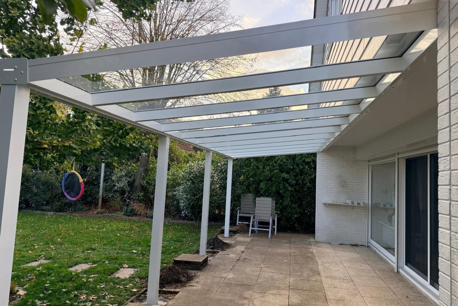 Terrasse2000 Terrassendach Terrassenüberdachung Barcelona Weiss mit Glas in verschiedenen Größen, BxT: 300x200 cm, Bedachung VSG Glas