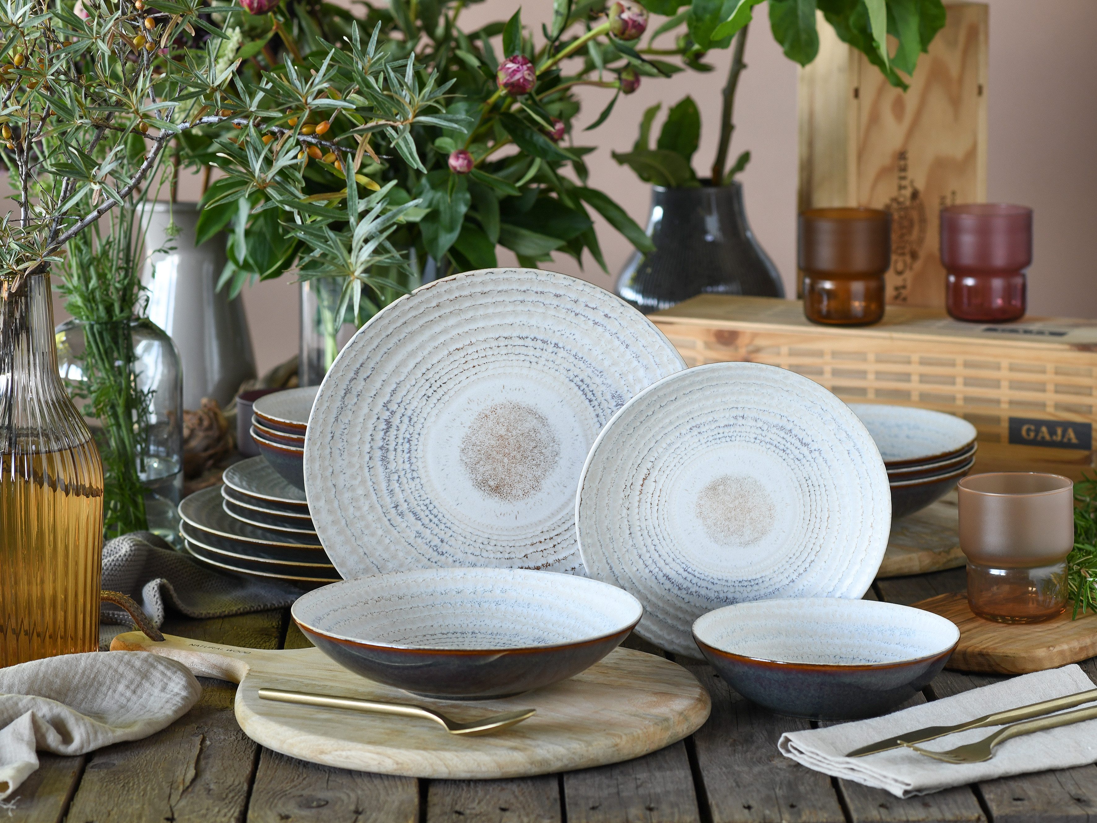 CreaTable Teller-Set Neapel, Service 16-tlg. (16-tlg), 4 Personen, Steinzeug, Teller Set, Edles Tellerset, Vulkanoptik