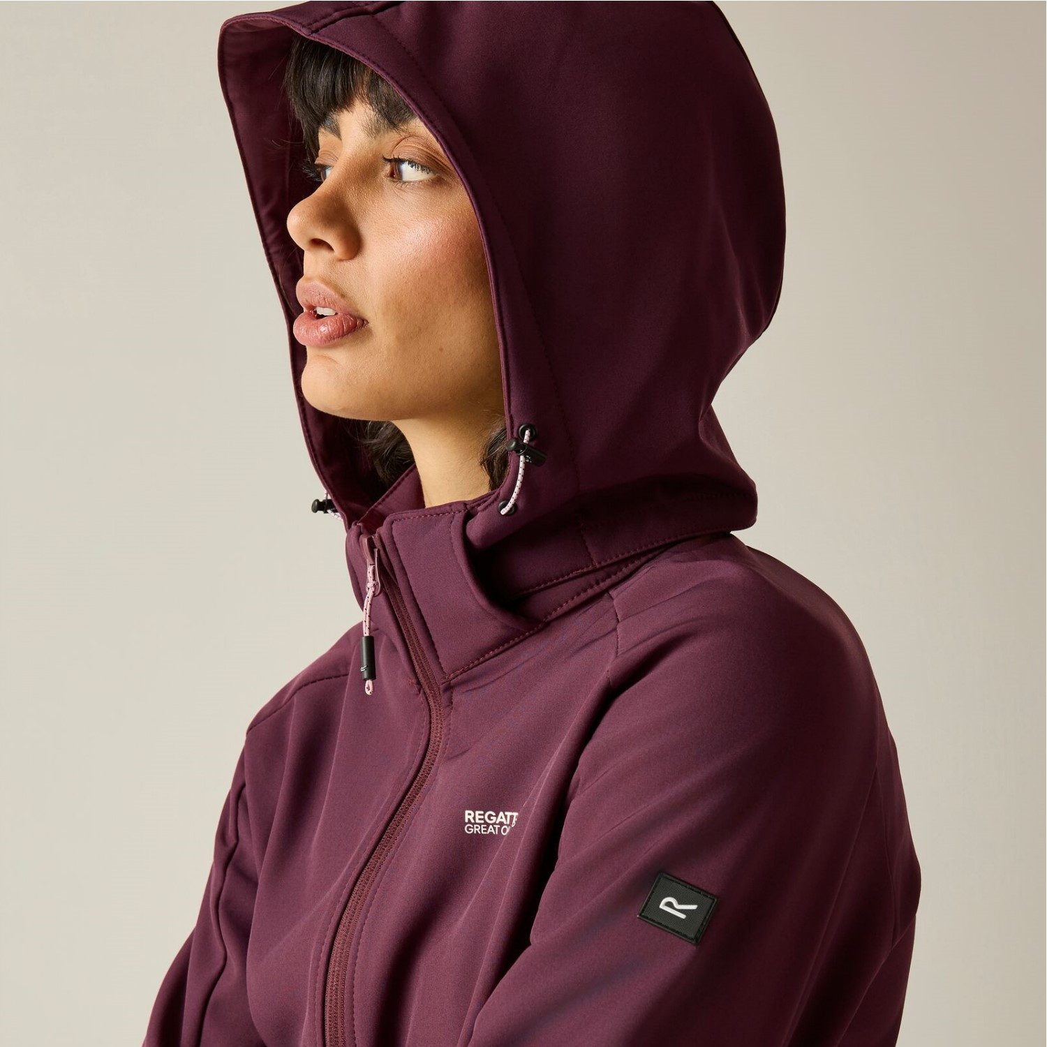 Regatta Softshelljacke Deyana mit abnhembare Kapuze – Bild 5 von 5
