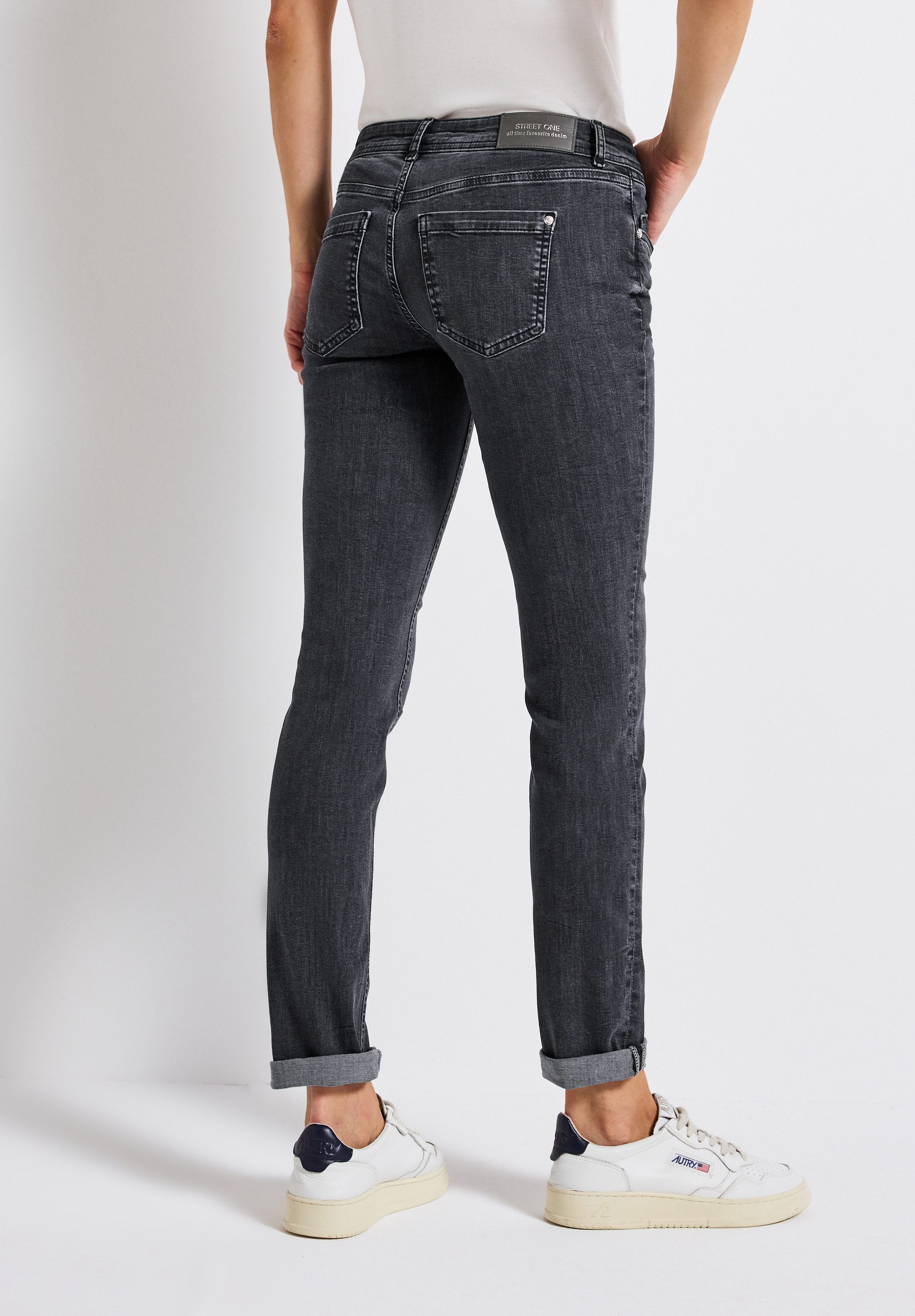 STREET ONE Comfort-fit-Jeans in grauer Waschung