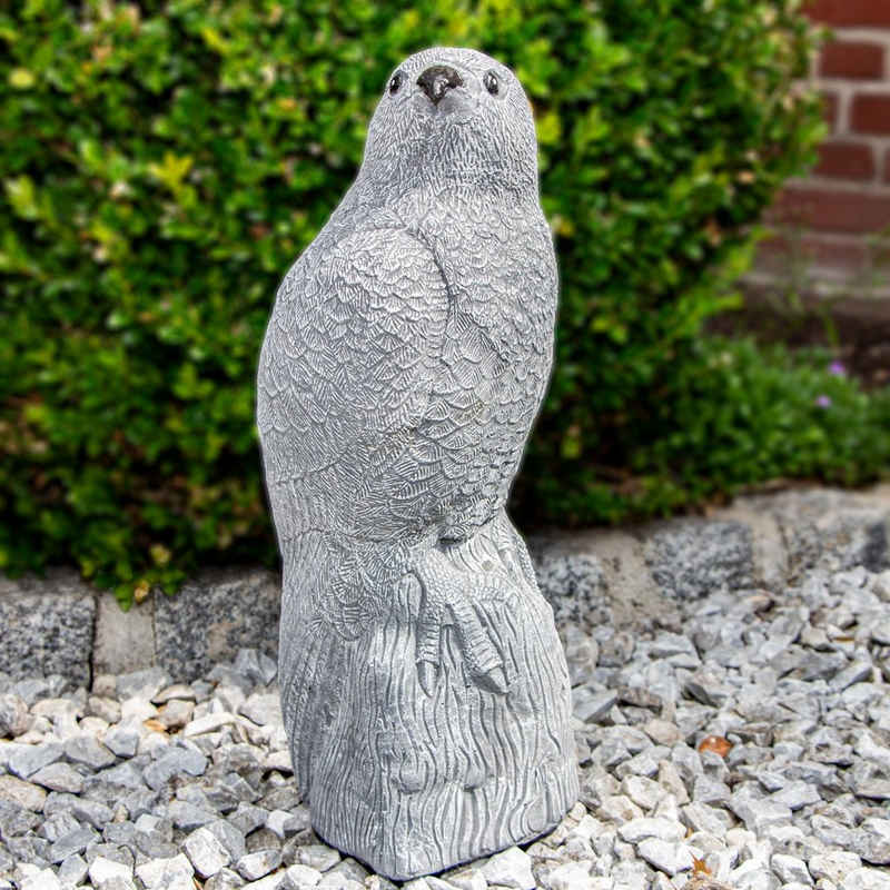 Antikas Gartenfigur Falke, Skulptur, groß, sitzend, Stein, Grau, H 40,0 x B 14,0 cm