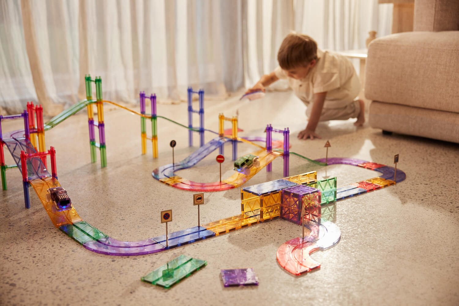 Cleverclixx Spielcenter Large Race Track Pastel / Autobahn-Bausatz - 80 Teile