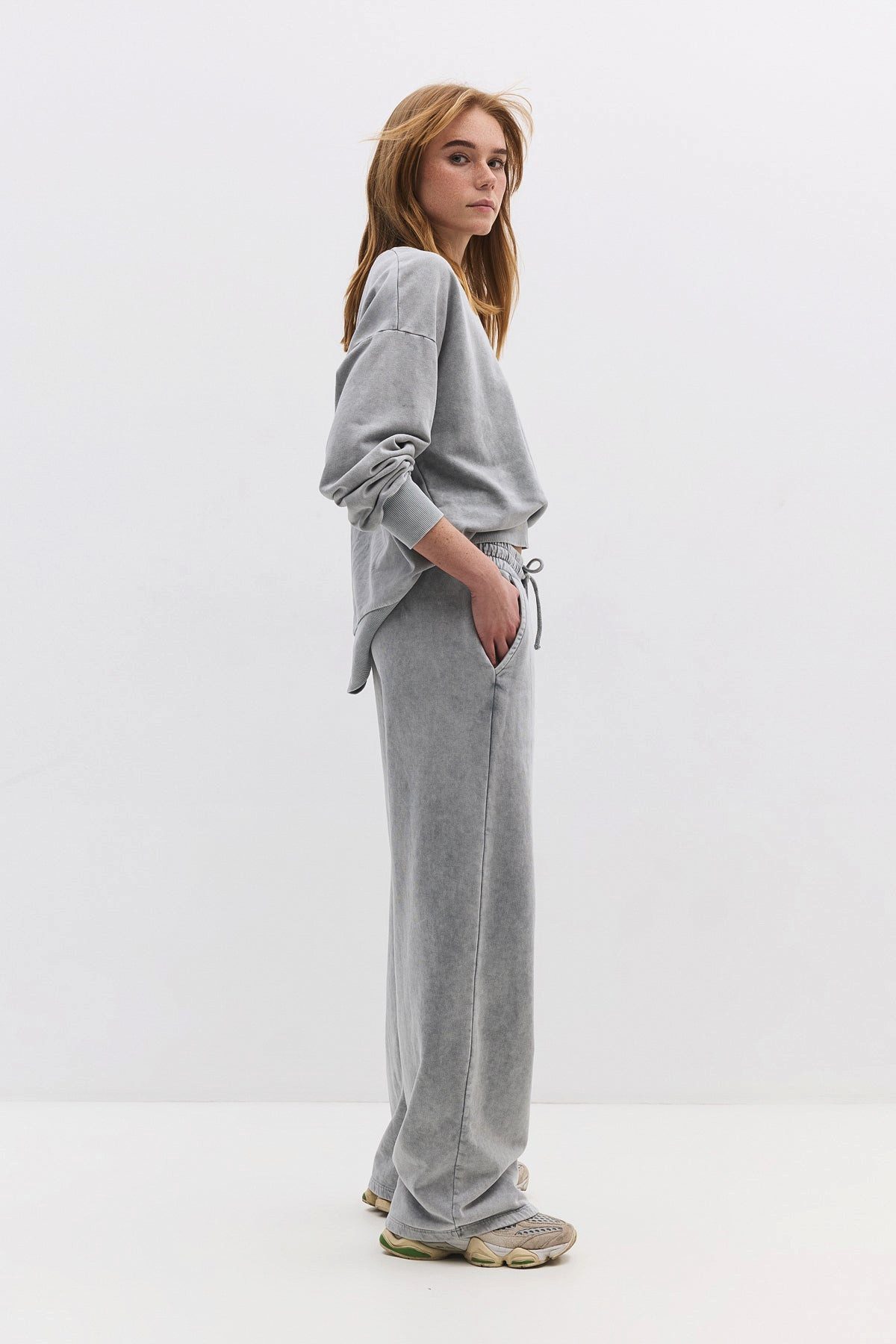 No Matter What Sweatponcho Hose mit weitem Bein und elastischem Bund günstig online kaufen